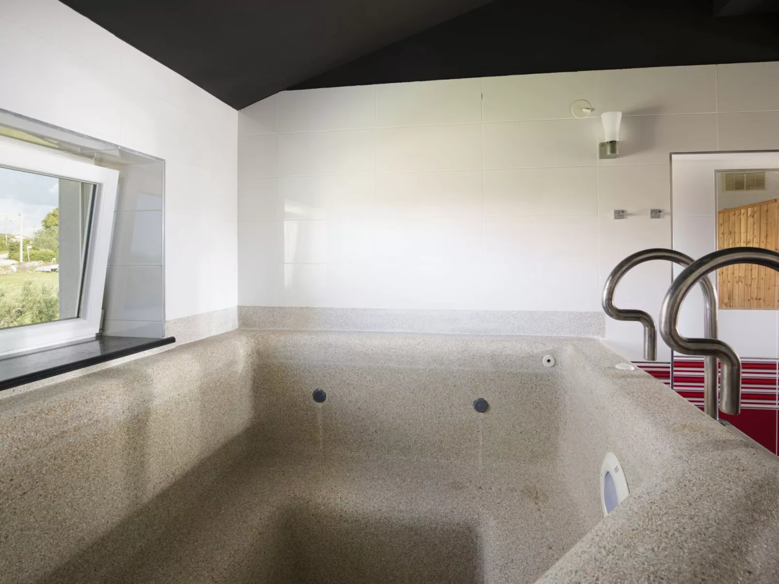 Villa Mason mit beheiztem Pool und Mini-Wellness-Image-tags.info