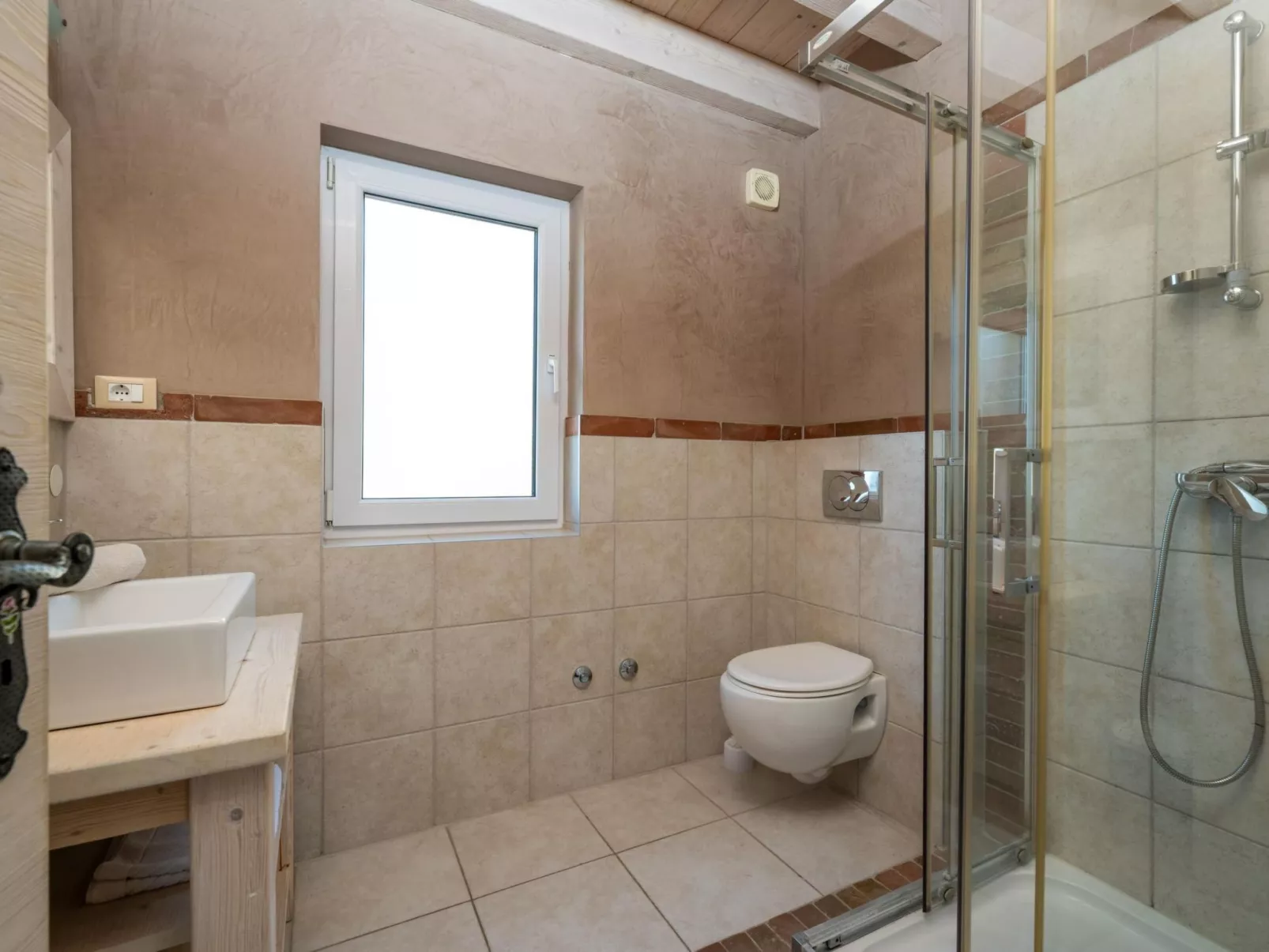 8-Schlafzimmer-Villa Bianca mit Pool, Sauna, Billard-Binnen