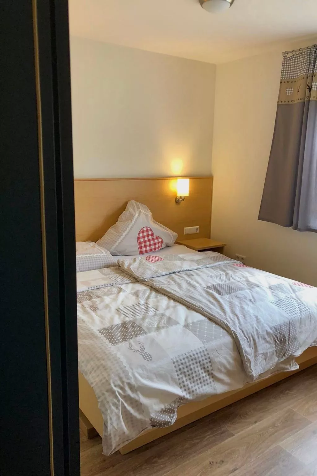 Fuchsbau-Image-tags.info