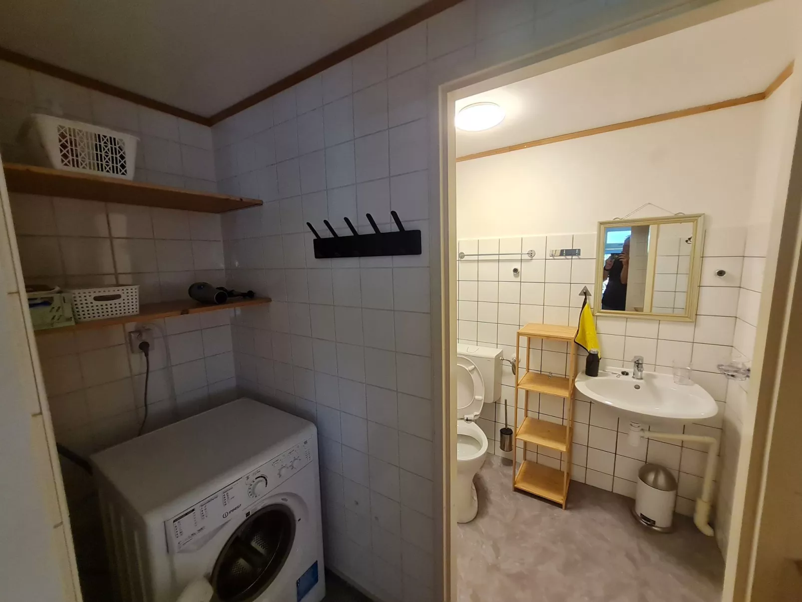 "Buurtweg 121"-Binnen