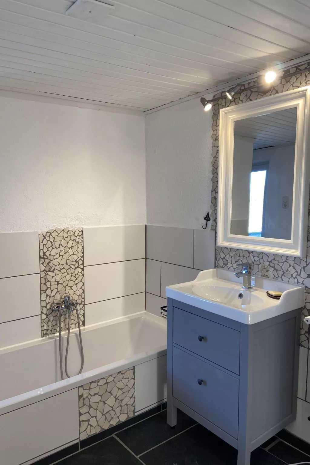 Altes Deichbauernhaus mit Garten-Binnen