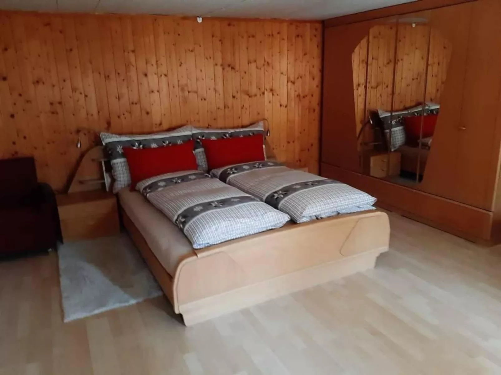 Mannried 2 1/2-Zimmerwohnung "Rustikal"-Binnen