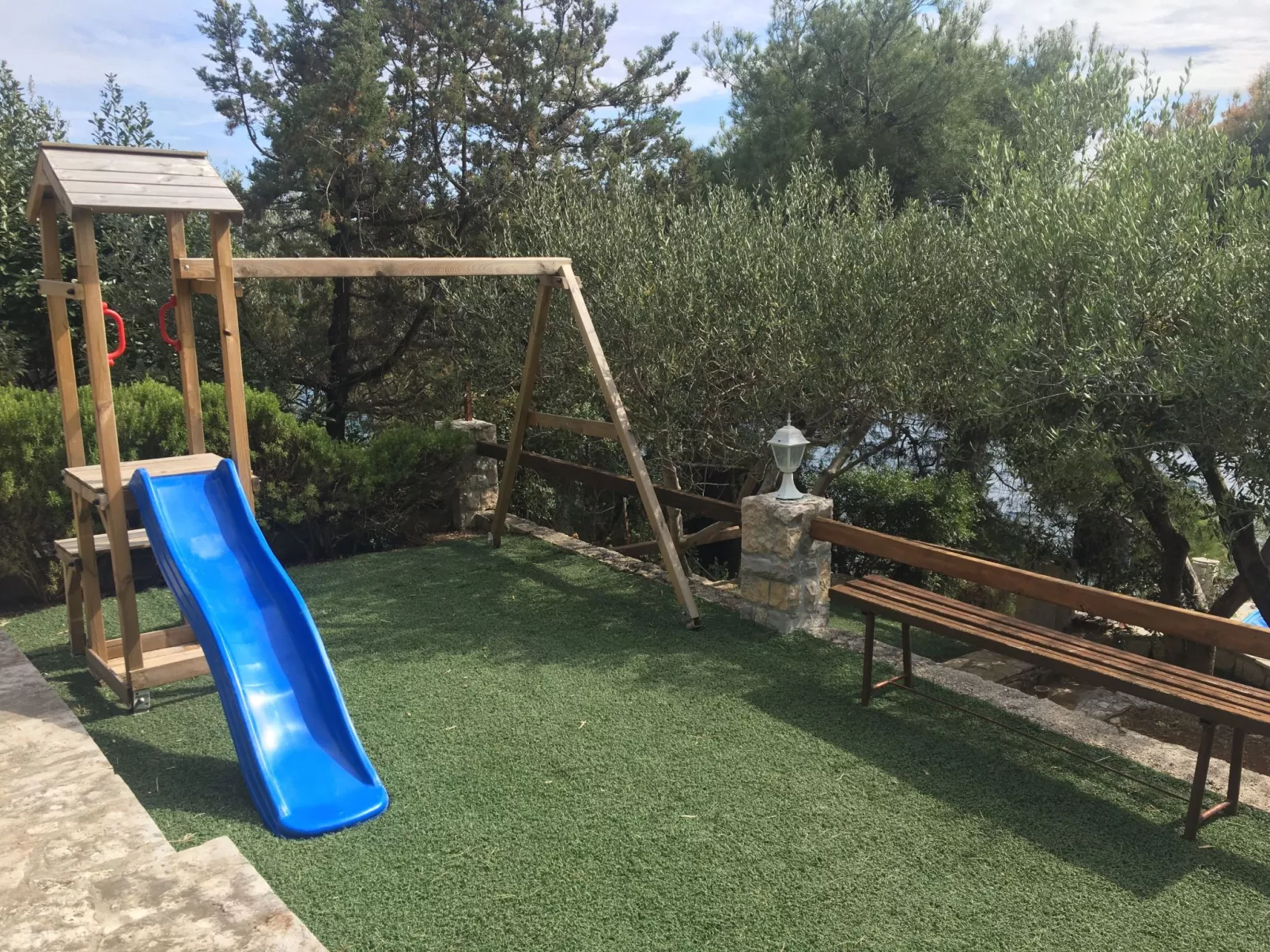 In Okrug Donji mit privatem Parkplatz-Buiten