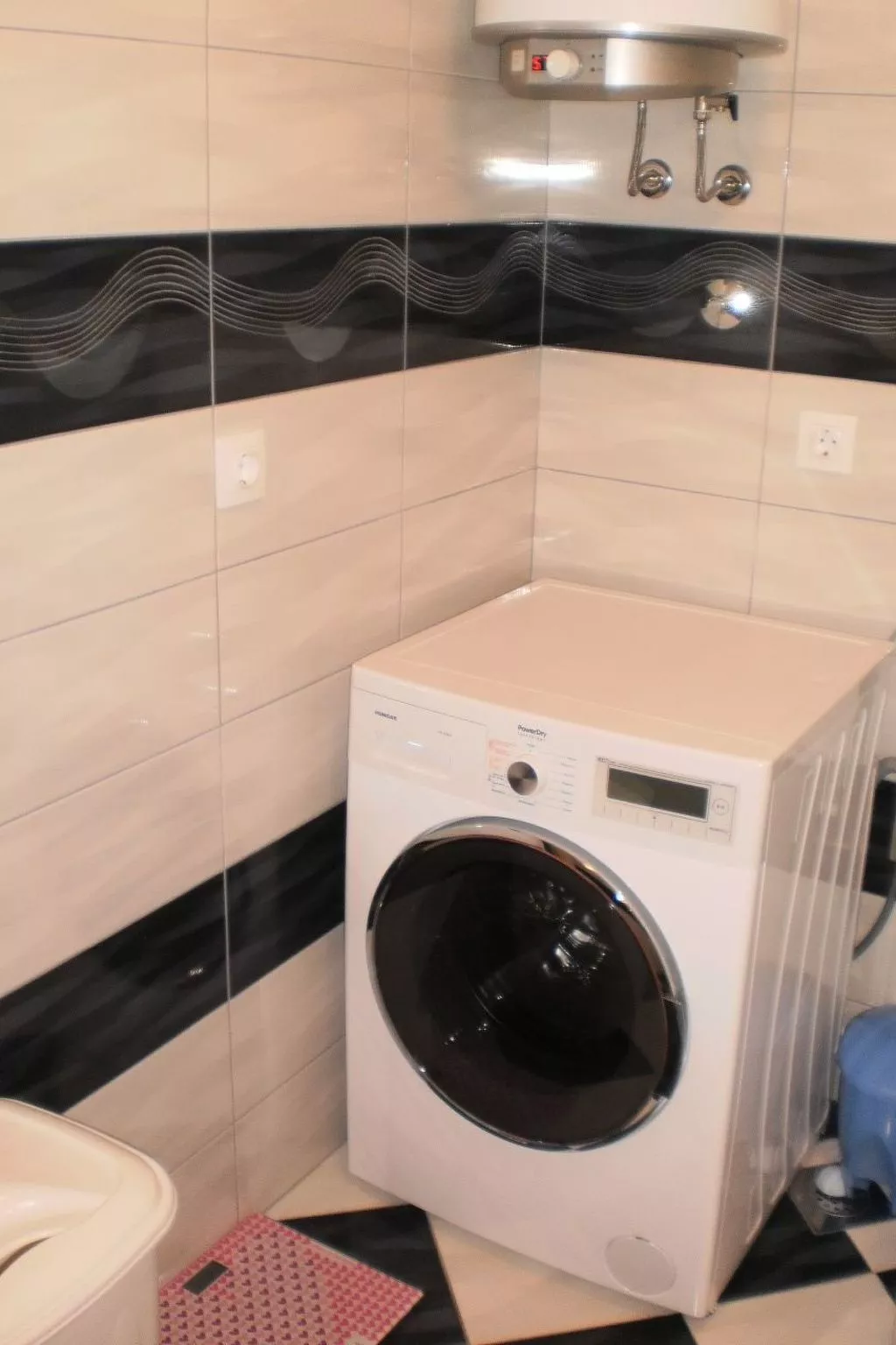 Moderne Ferienwohnung in Omiš mit Terrasse und Garten-Binnen