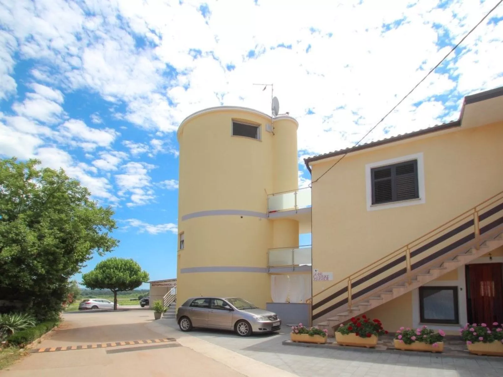 Gemütliches Studioappartement Silos Lavanda-Buiten