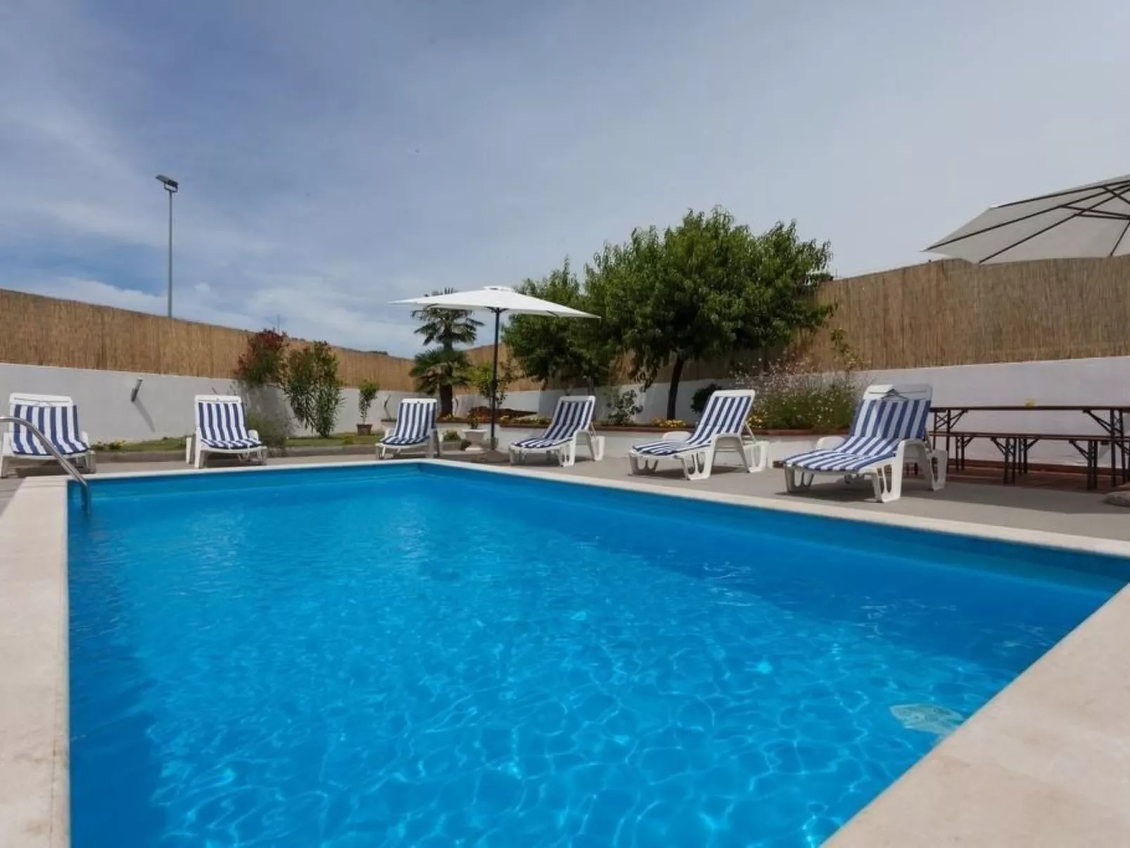 Villa Ana-Image-tags.info