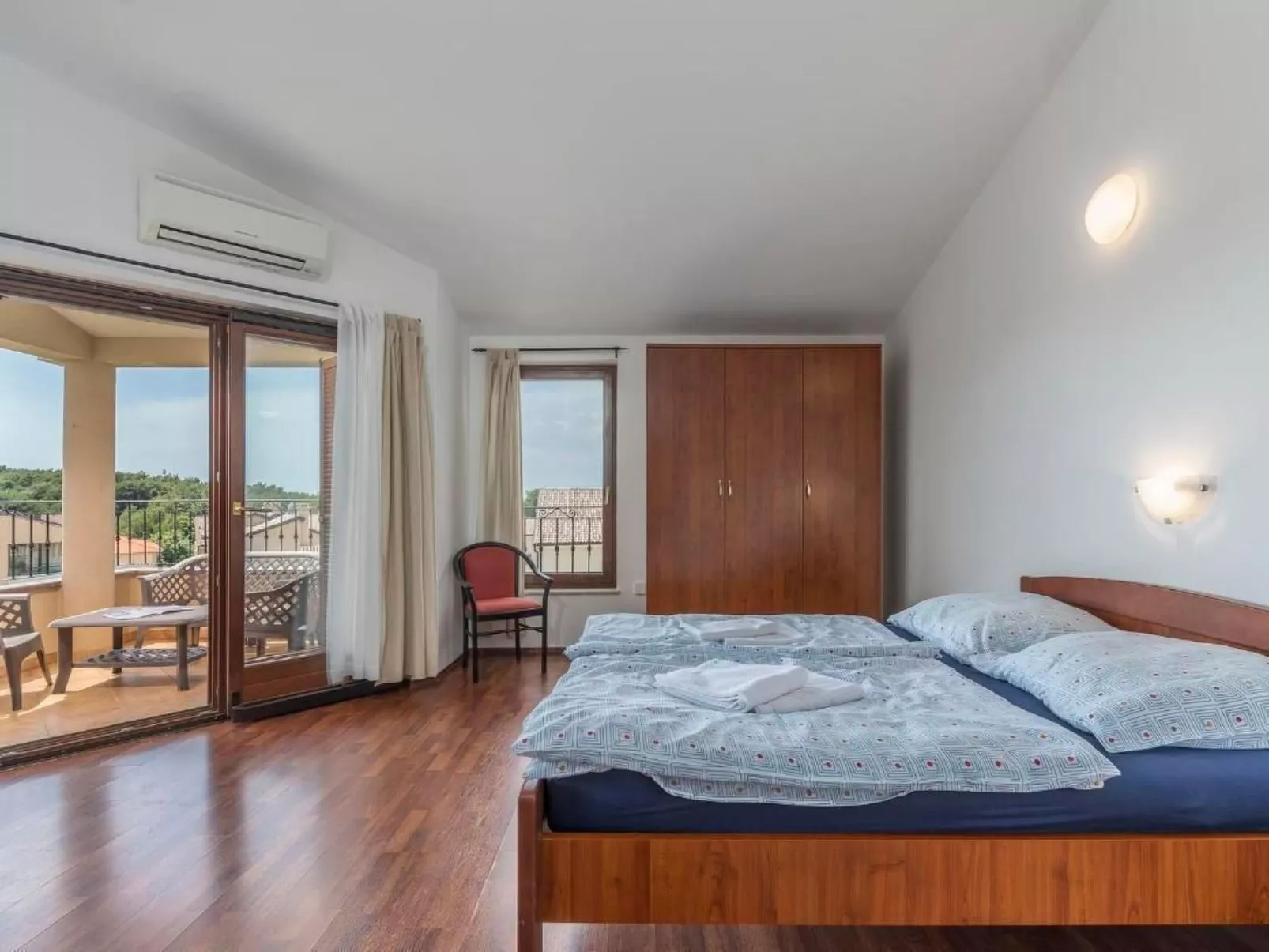 Villa Undina-schönes Haus für große Gruppen-Binnen