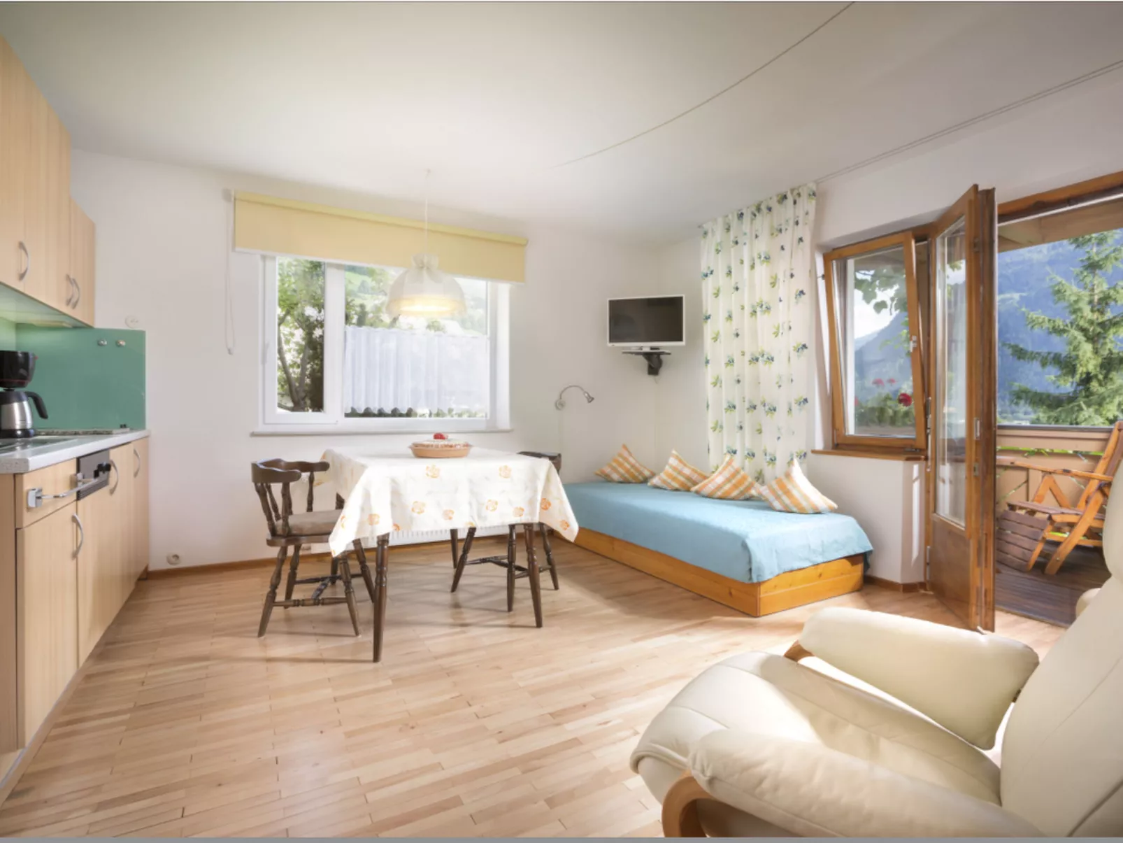 Romantisches Chalet in den Bergen-Binnen