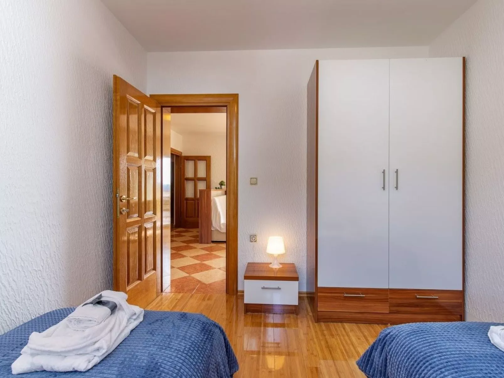 Wohnung mit Terrasse und Meerblick-Image-tags.info