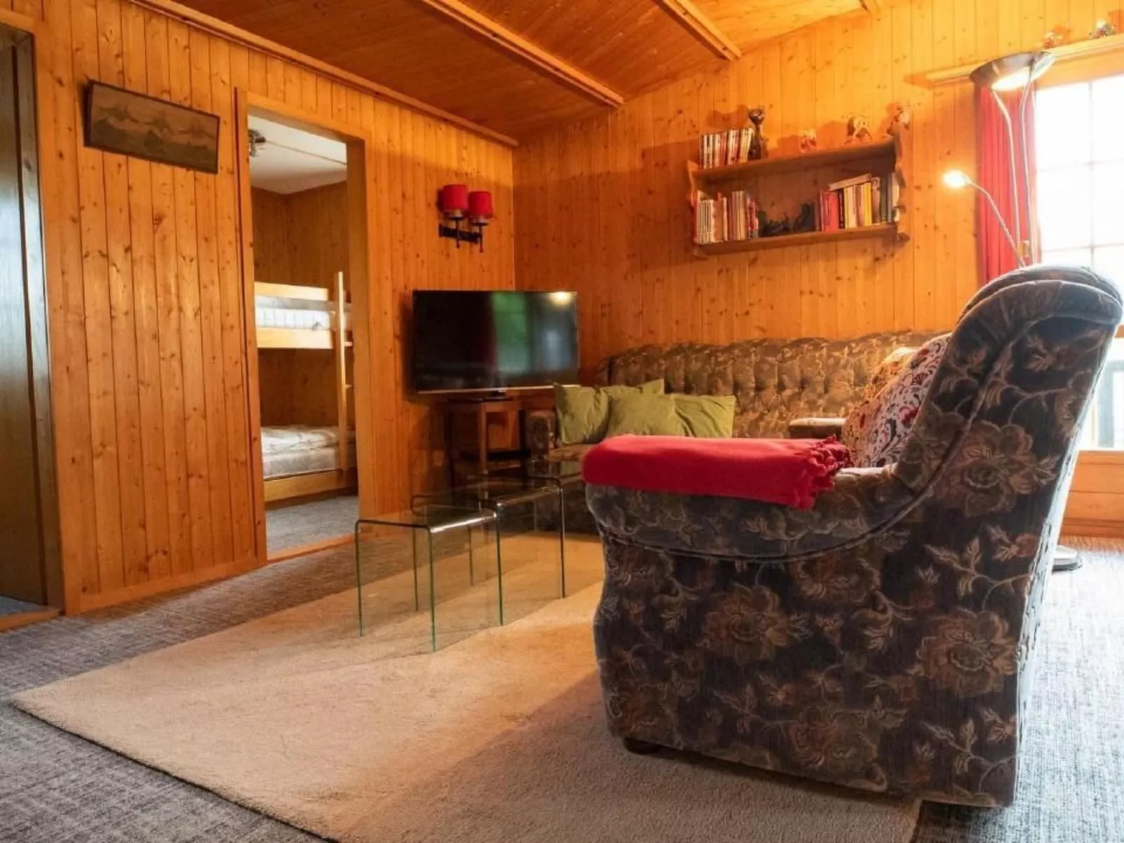 Chalet Tannehüsli-Binnen