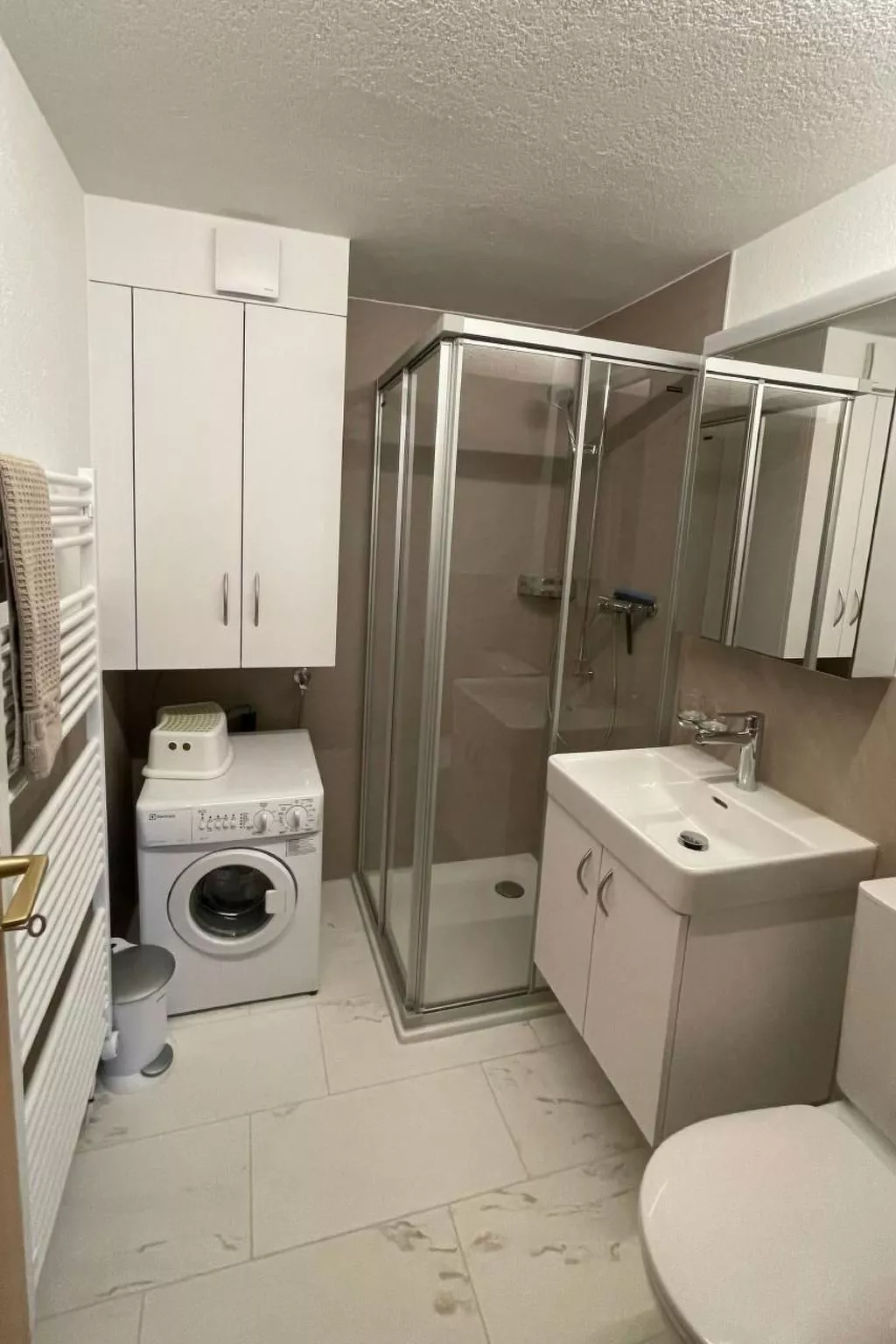 Chalet Schybi-Binnen