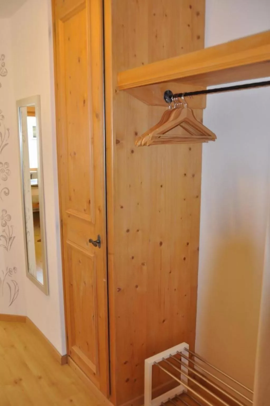 Chesa Sunasain V5-Binnen