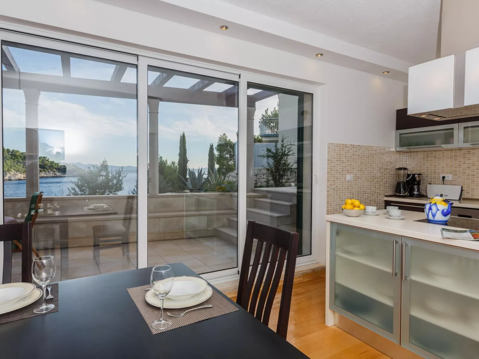 Ferienvilla "Osibova" mit Blick auf das Wasser-Binnen