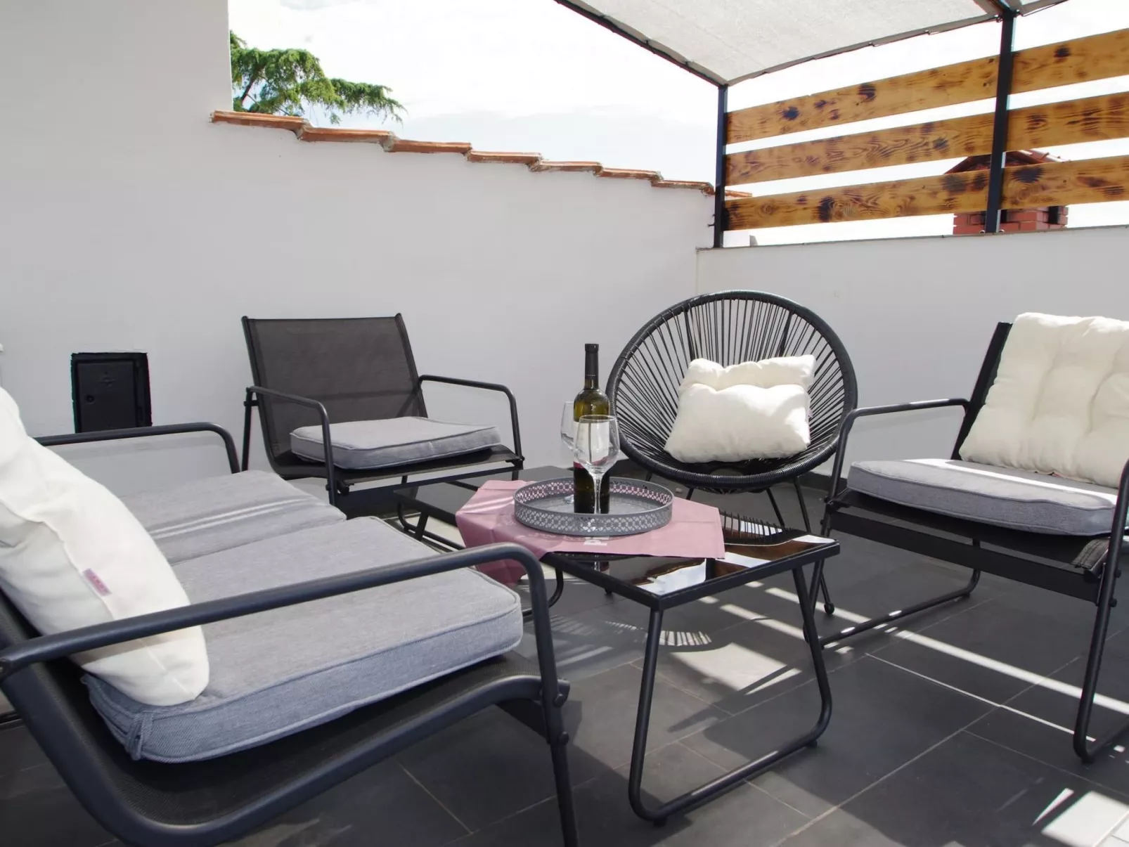 In Pula mit großem Dachbalkon.-Image-tags.info