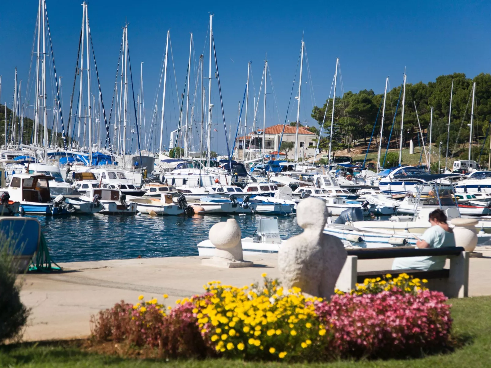 Villa Linet 5.-Buiten