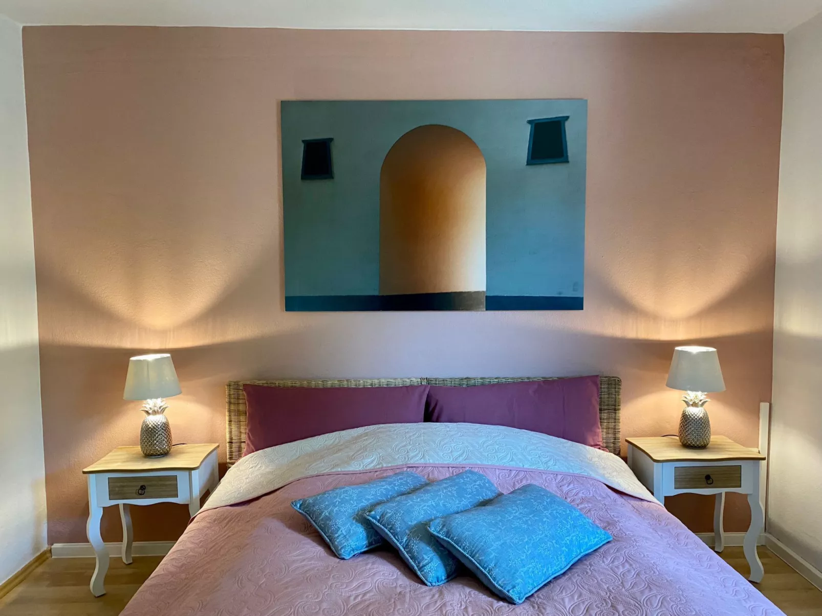 Haus mit Kunst-Image-tags.info