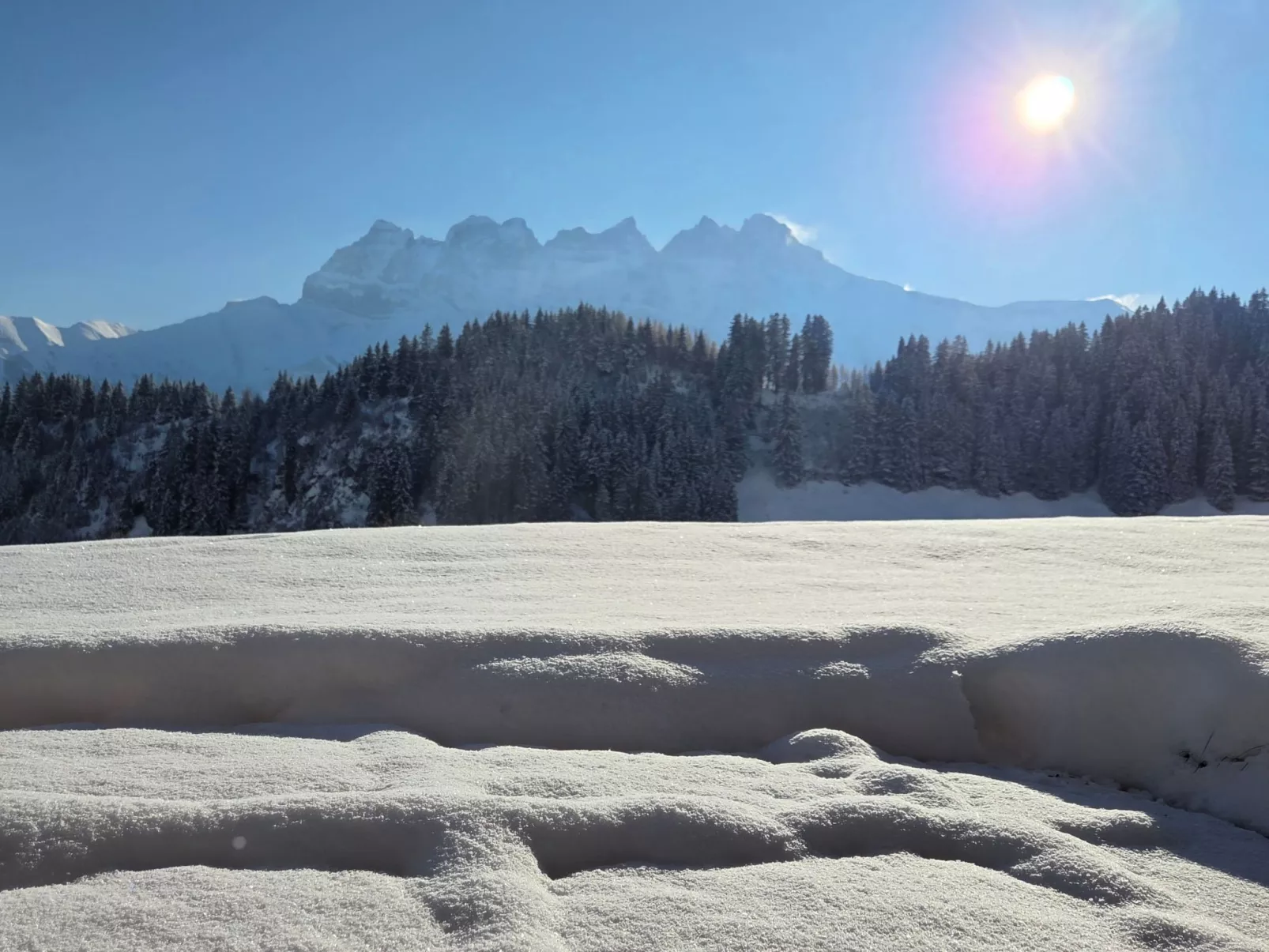 Chalet "Ecureuil" in den Portes du Soleil im Wallis-Buiten