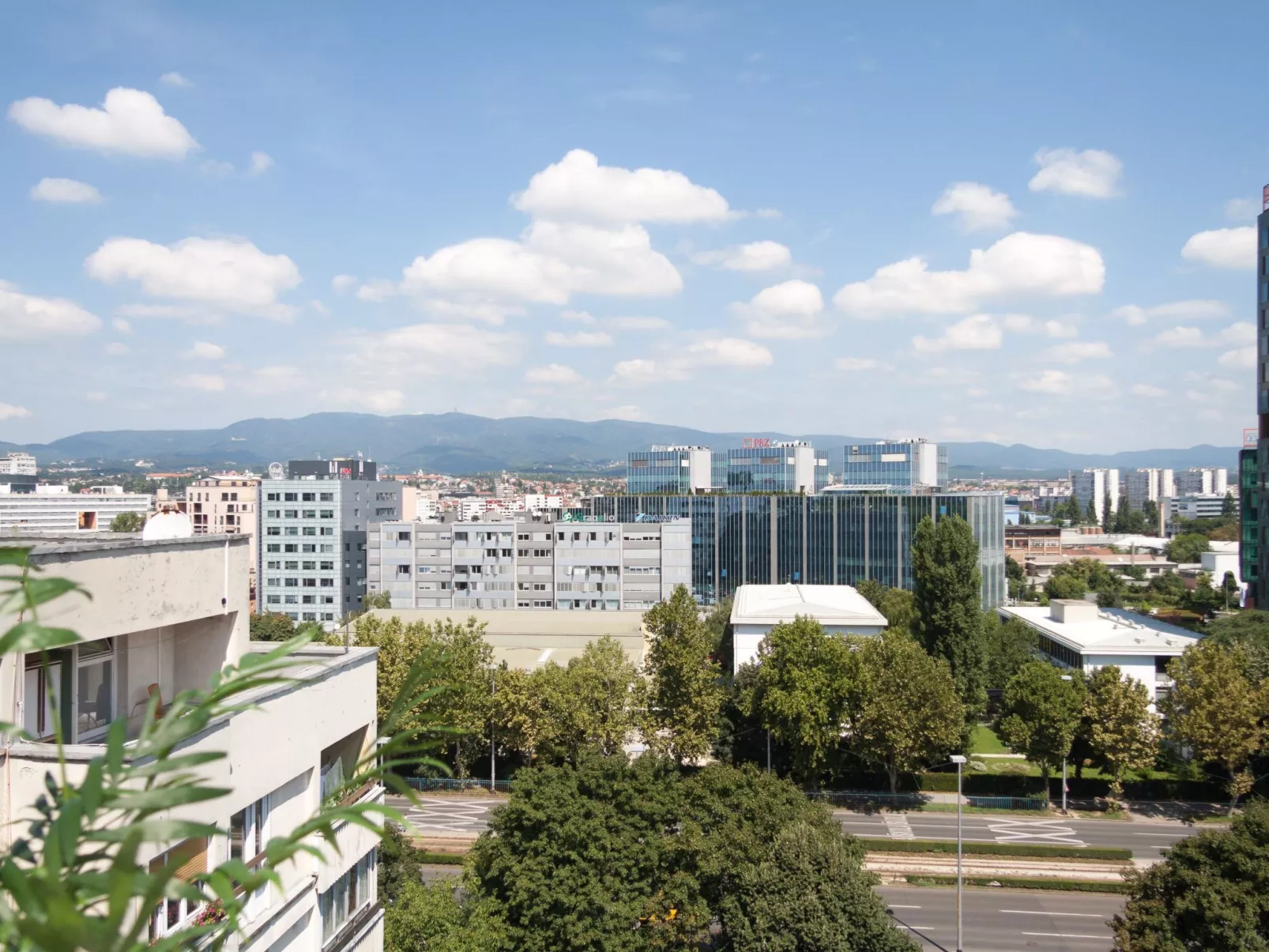 "Amanda" mit Terrasse-Buiten