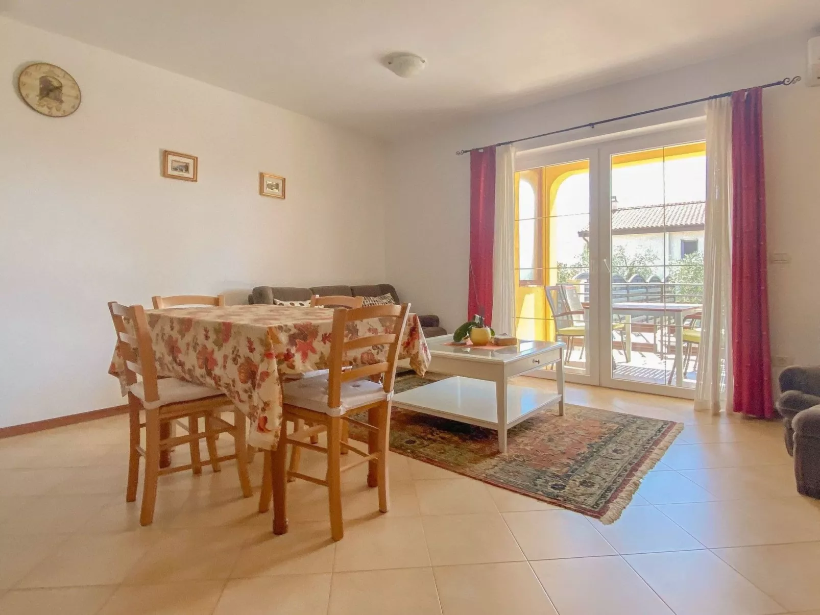 Villa "Chiara" mit privatem Pool-Binnen