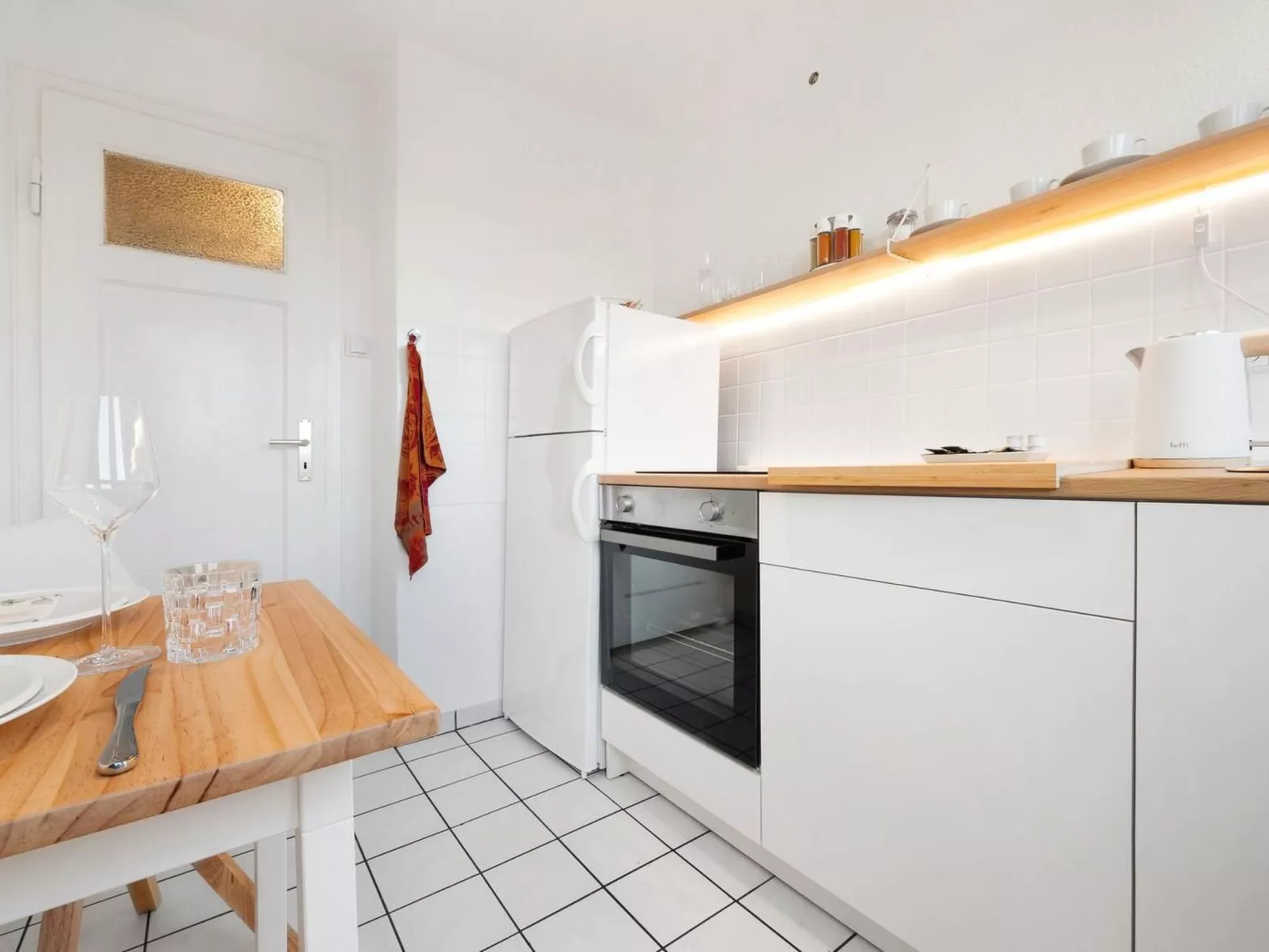 Apartment nähe A1 und Mercedes-Binnen