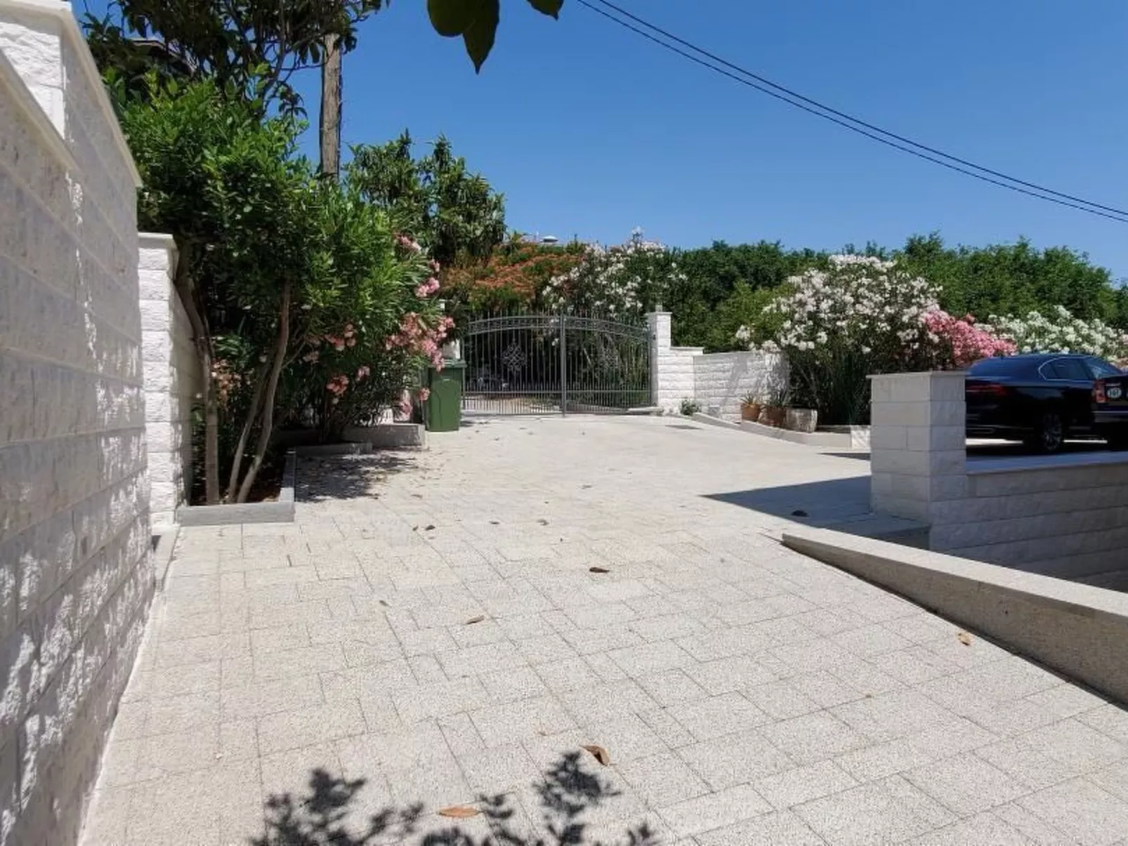 Appartement in Kožino mit Garten, Terrasse und Grill-Buiten