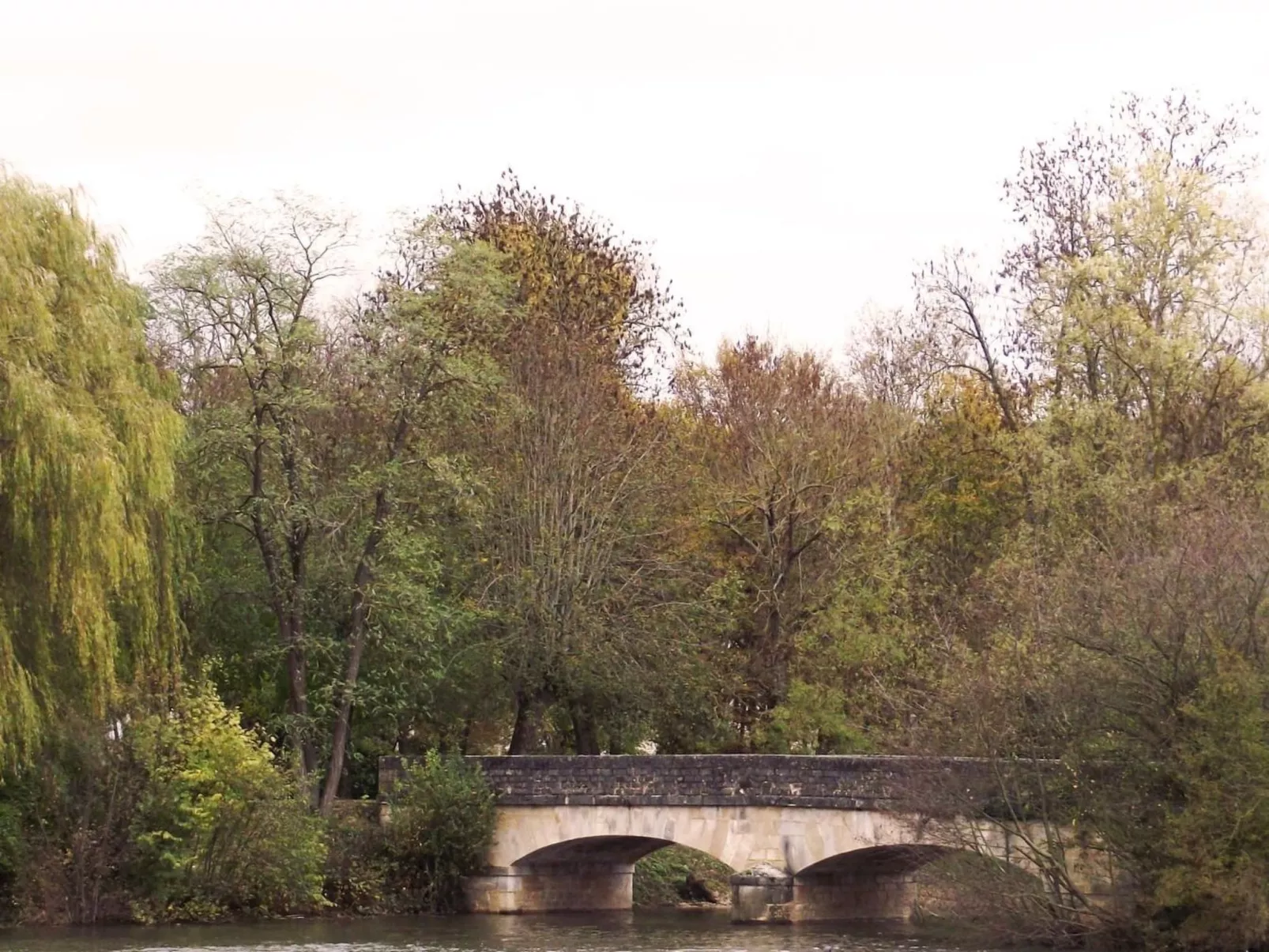 Maison les isles menefriers-Buiten