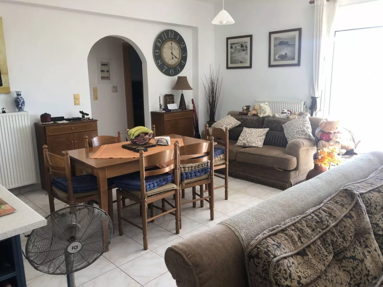 In Arkadi mit Privatem Pool-Binnen