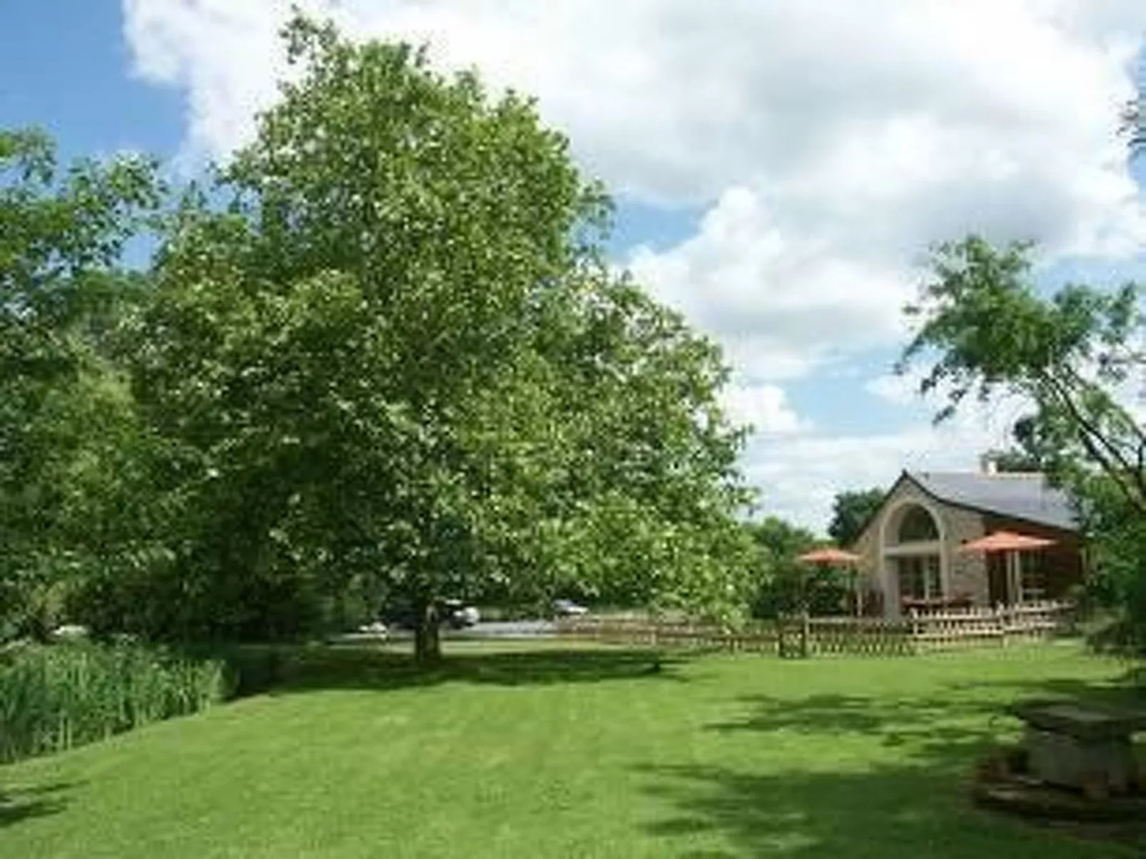 "Au Bas Chalonge Gîte"-Buiten