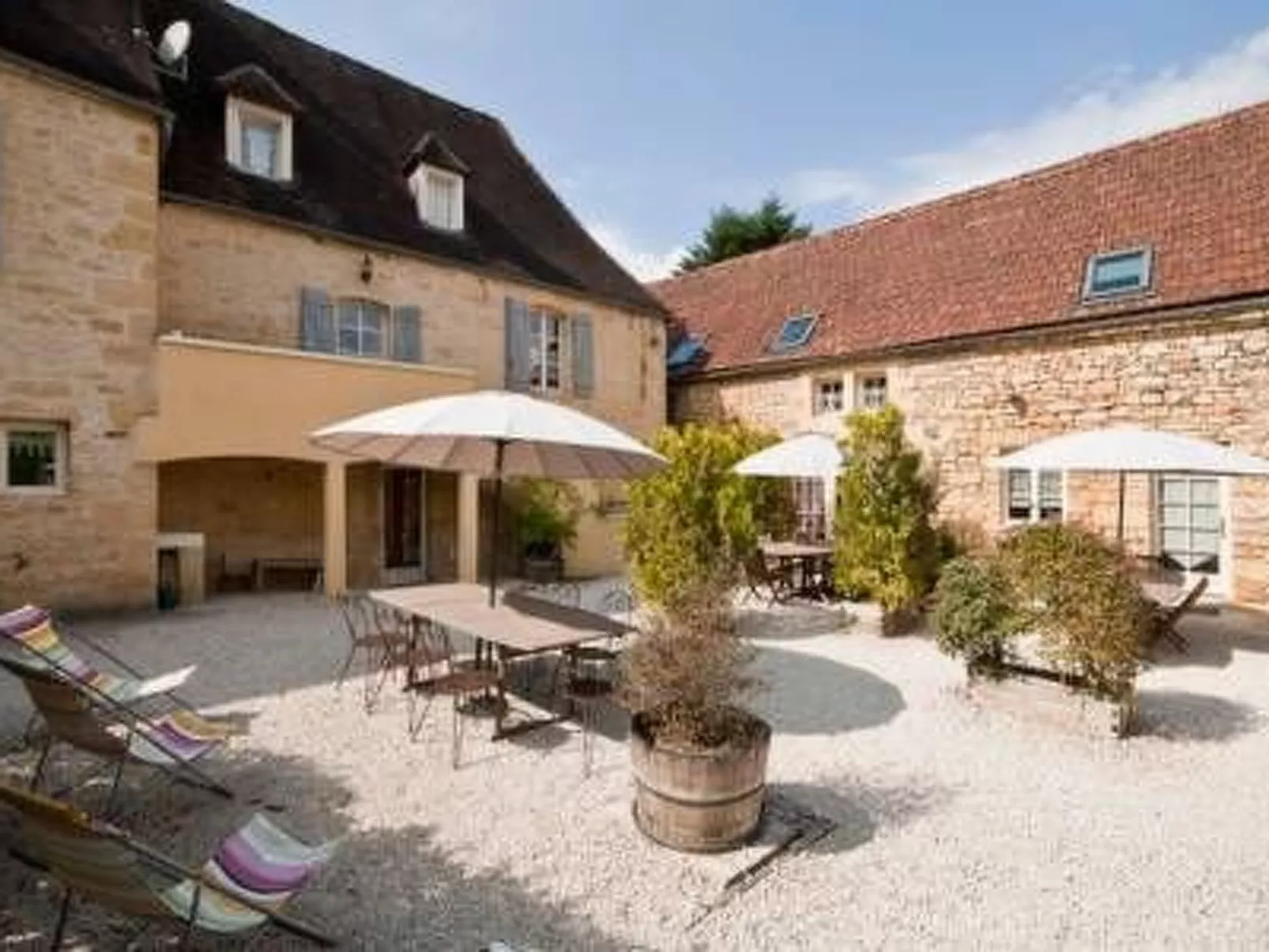 Les Milandes in Sainte-Mondane