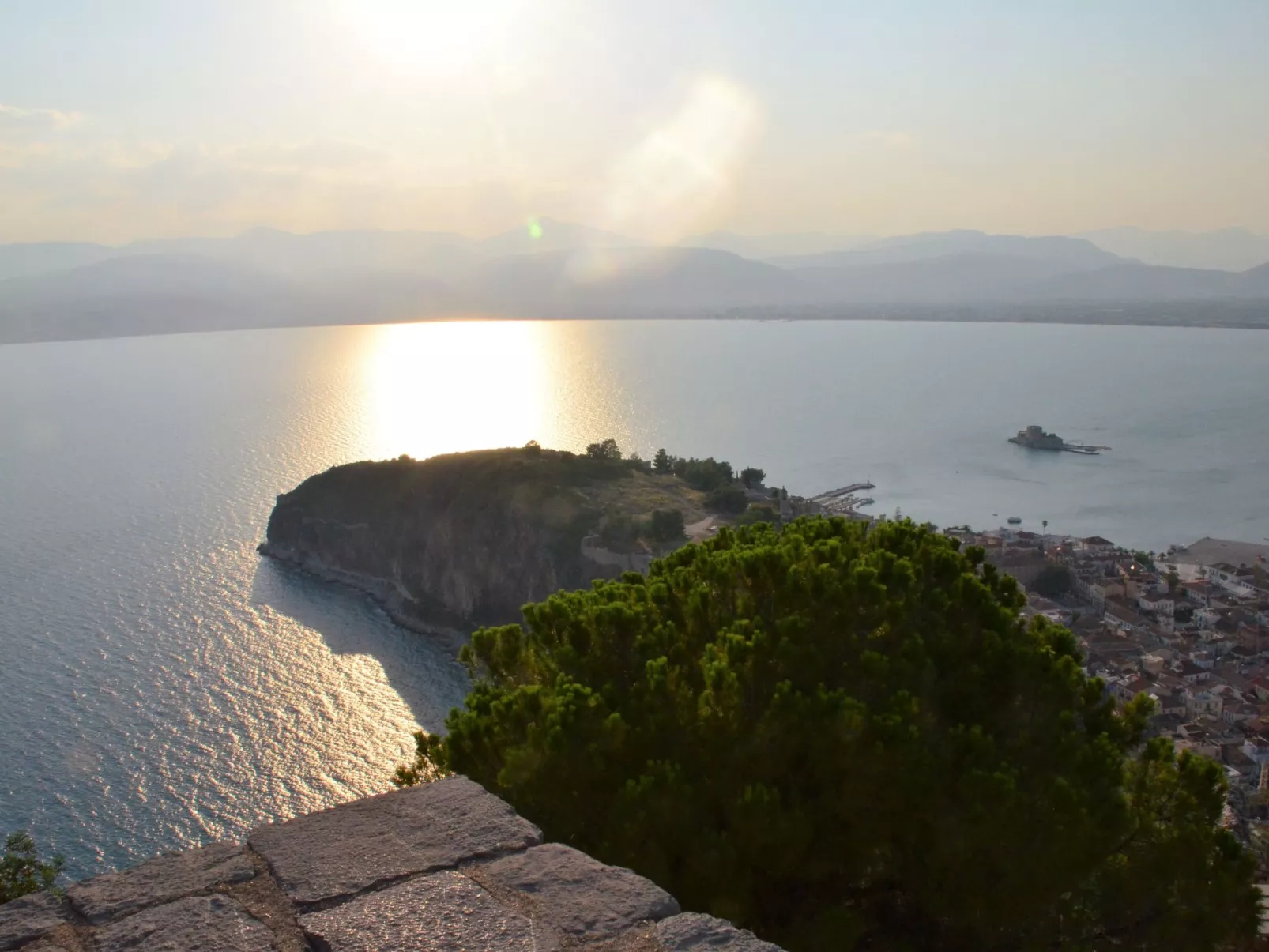 Schöne Ferienwohnung mit Meerblick in Kiveri-Buiten