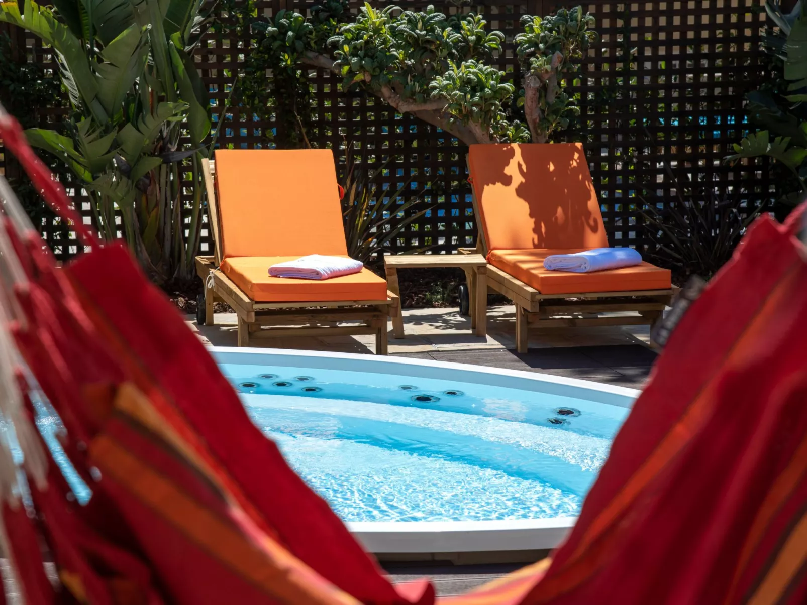 Lemonia für 6 Personen und 3 Kinder-Buiten