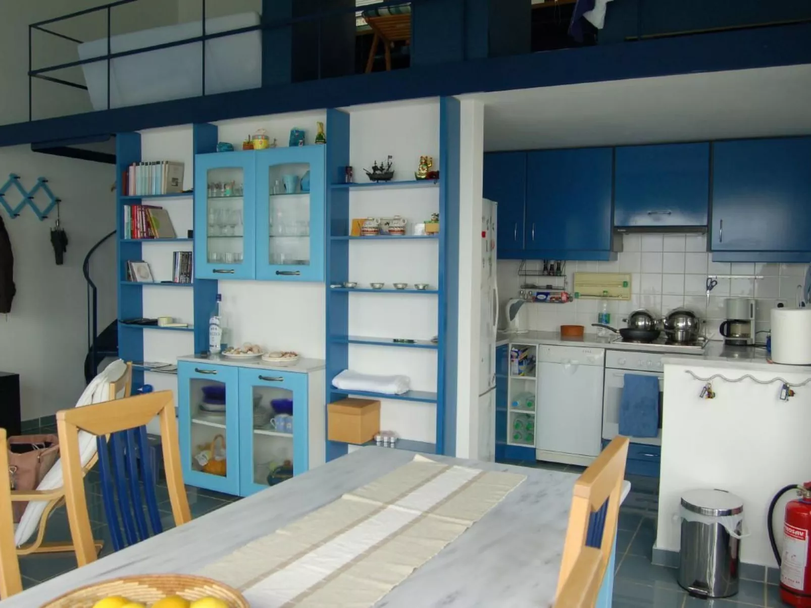 Mit Wasserblick-Binnen