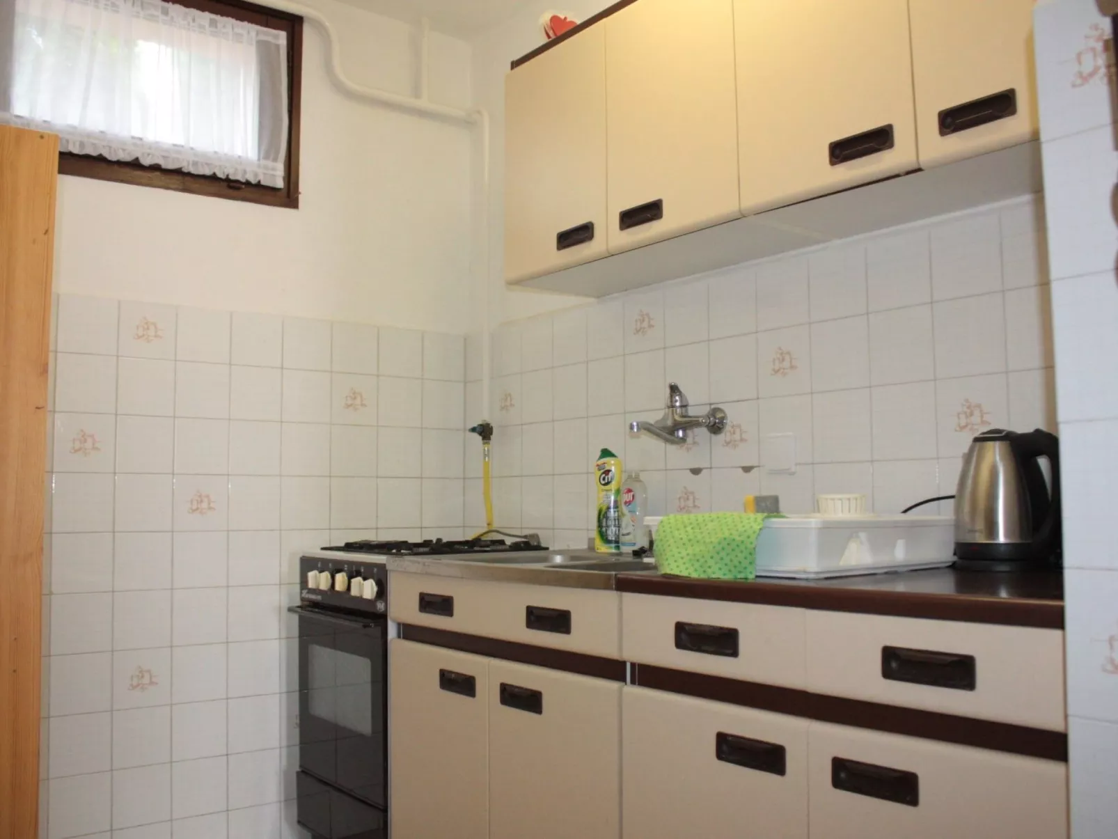 Schön eingerichtetes Appartement für 10 Personen-Binnen