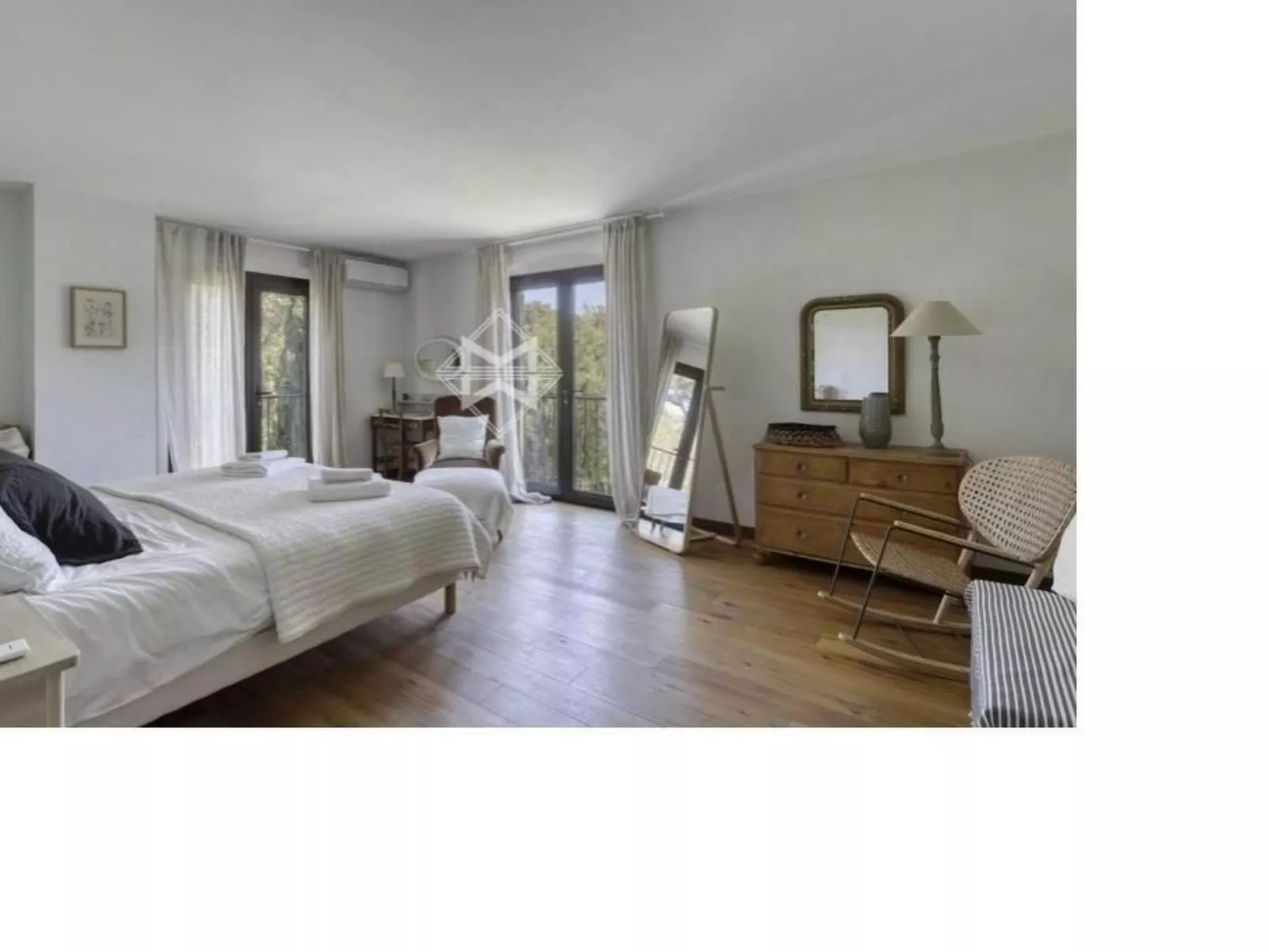 Villa 200 Meter vom Pramousquier Strand-Binnen