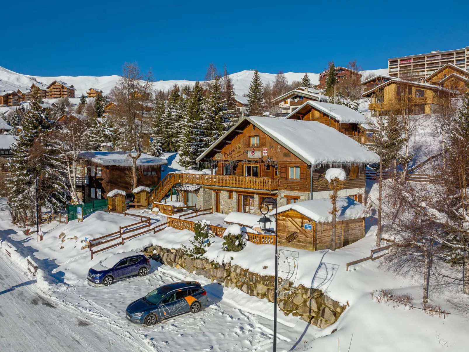 Erdgeschoss 110 m2 - 15 Personen - In der Nähe der Pisten-Buiten