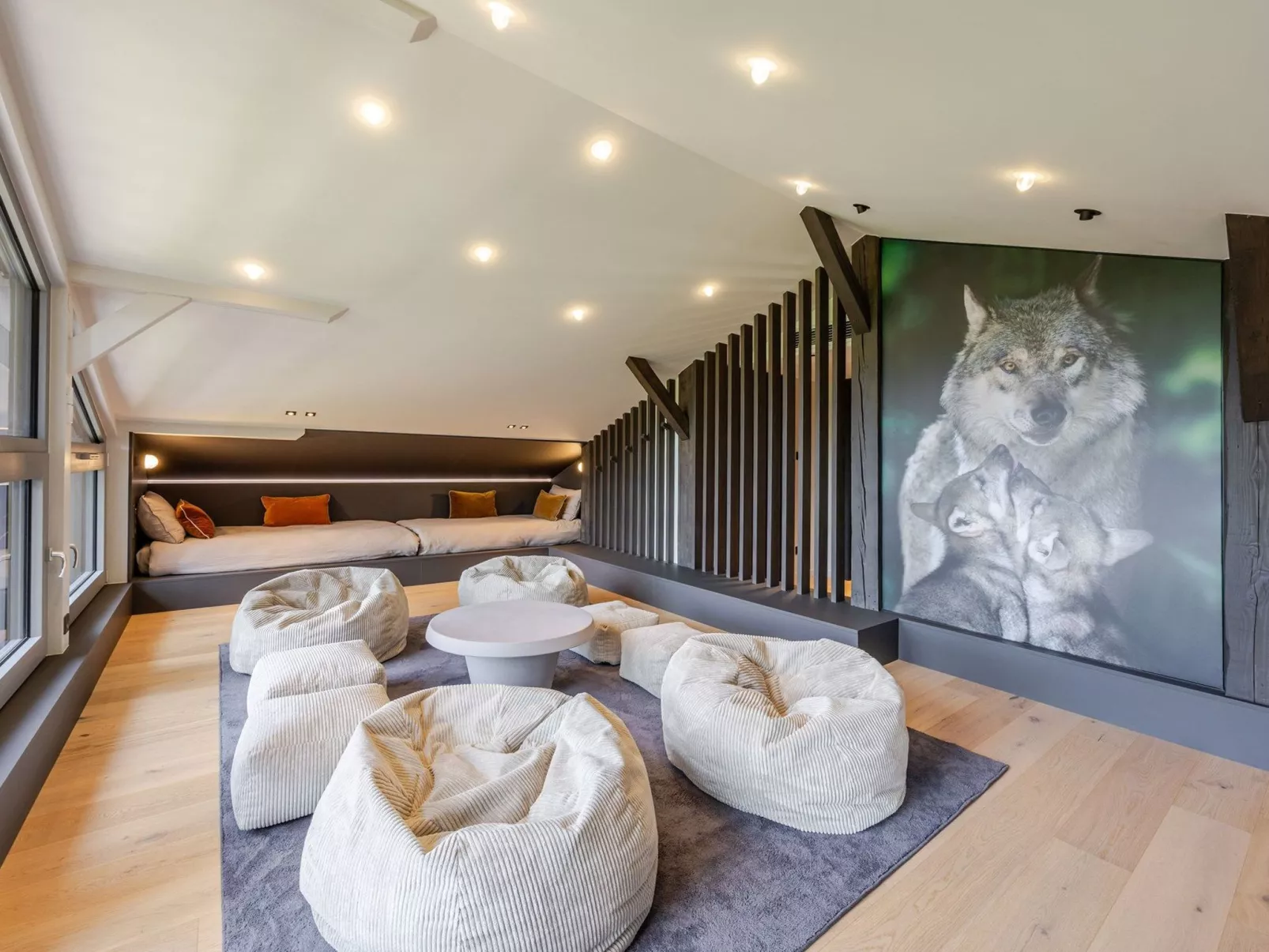 Loge aux Loups, Innenpool, Sauna, nahe am See-Binnen