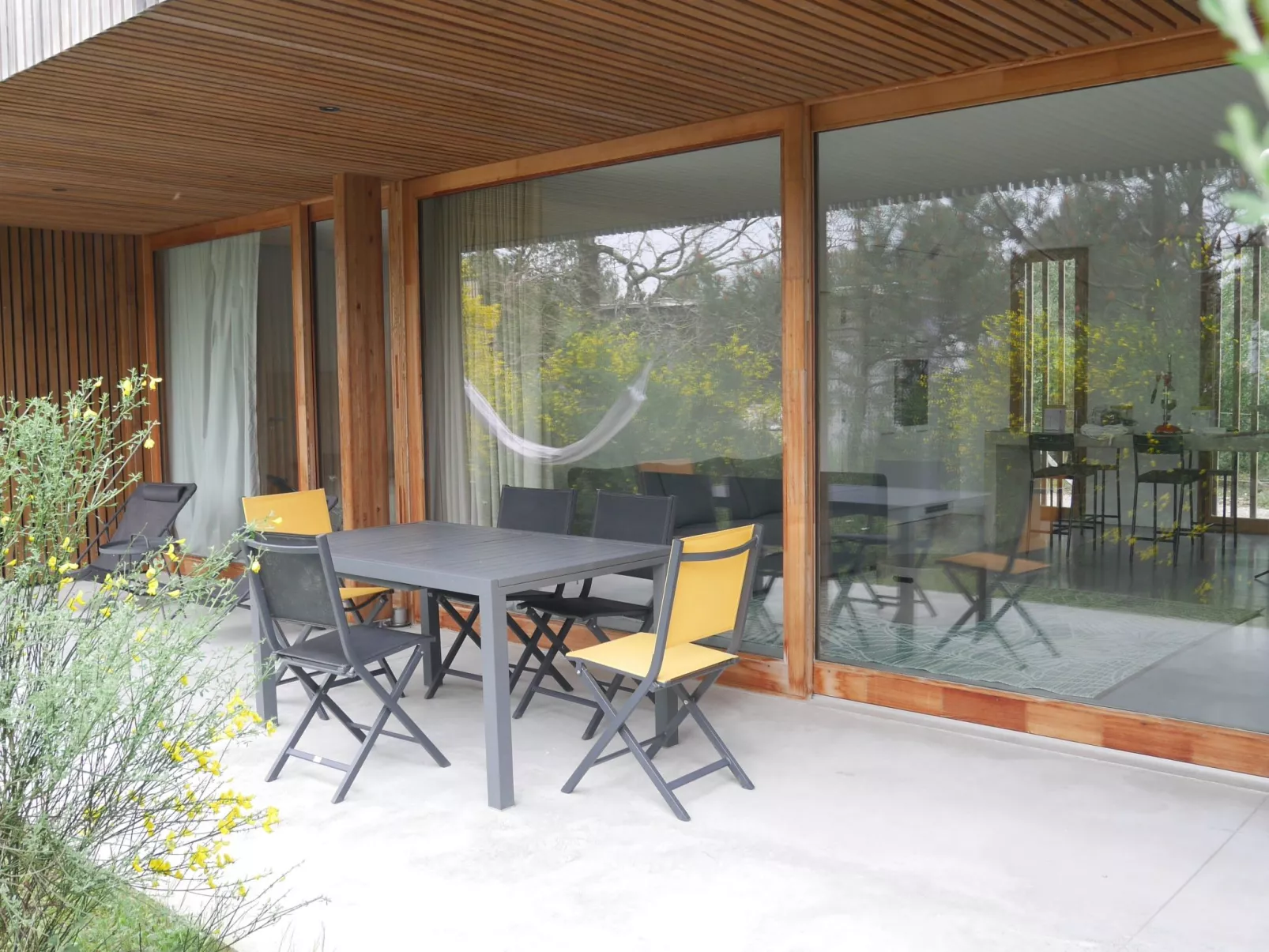 La Maison Pinède-Buiten