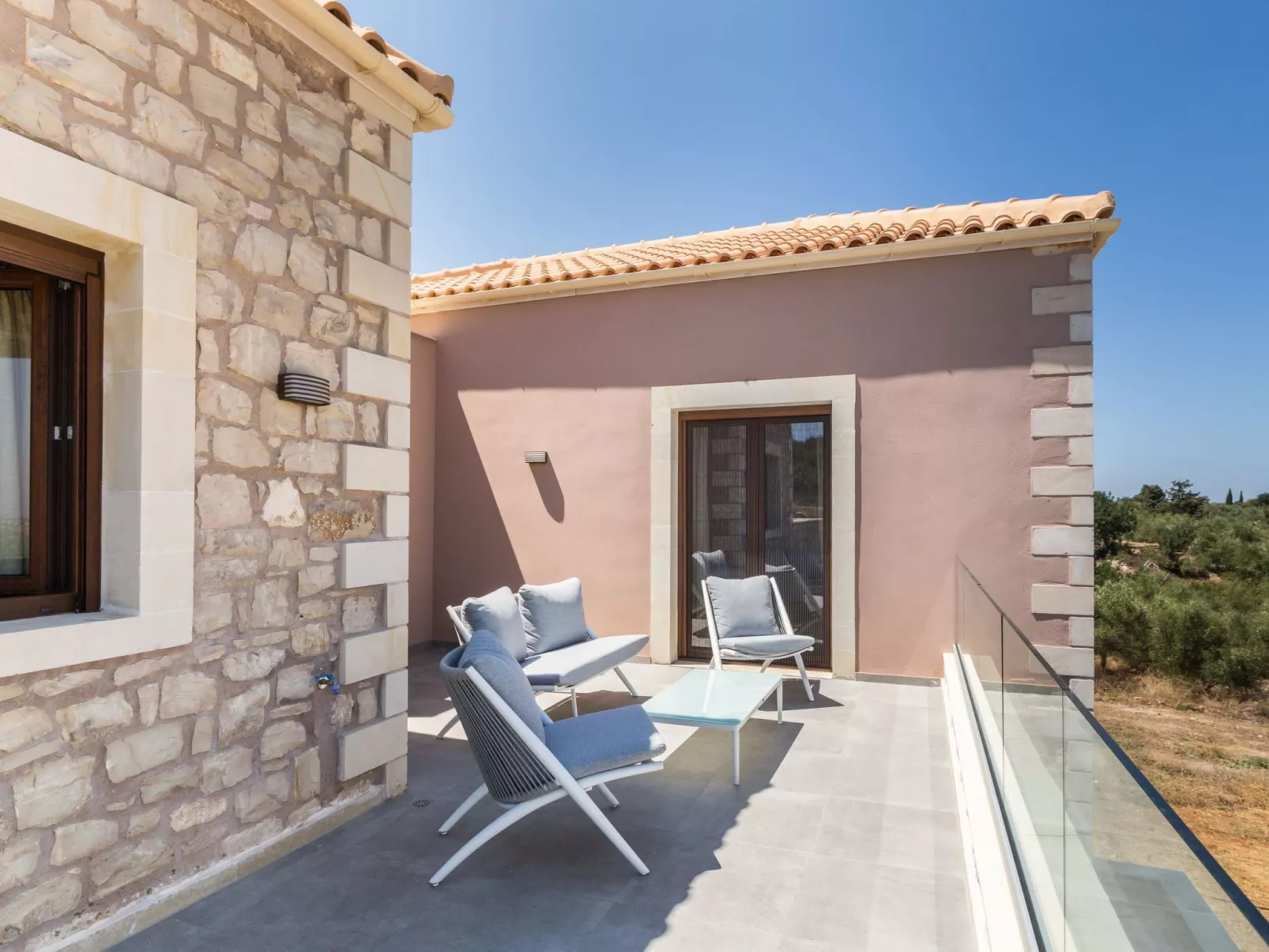 Brandneue Villa mit Meerblick, privatem Pool und Ping Pong-Image-tags.info