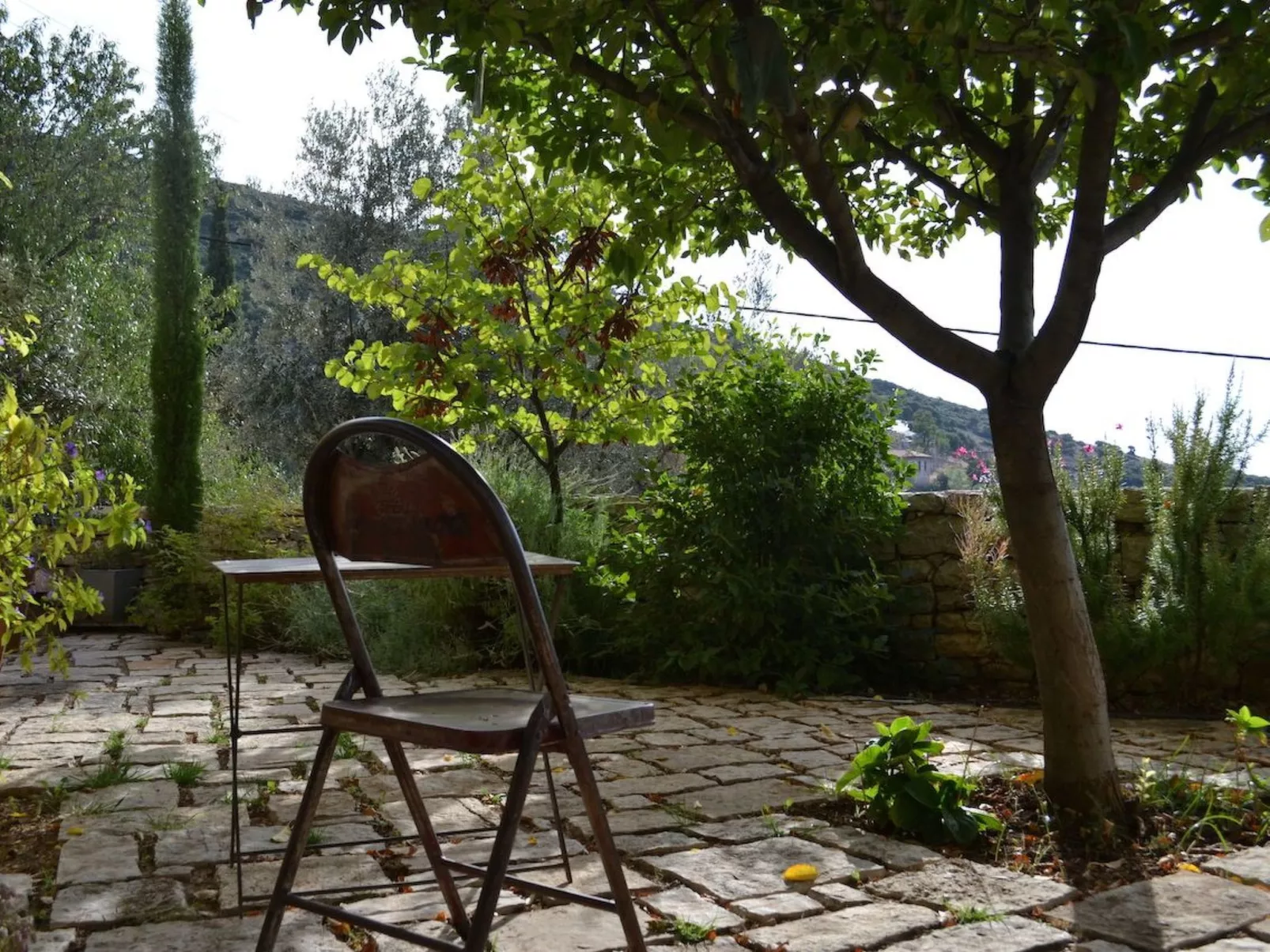 "Stone Retreat"-Buiten