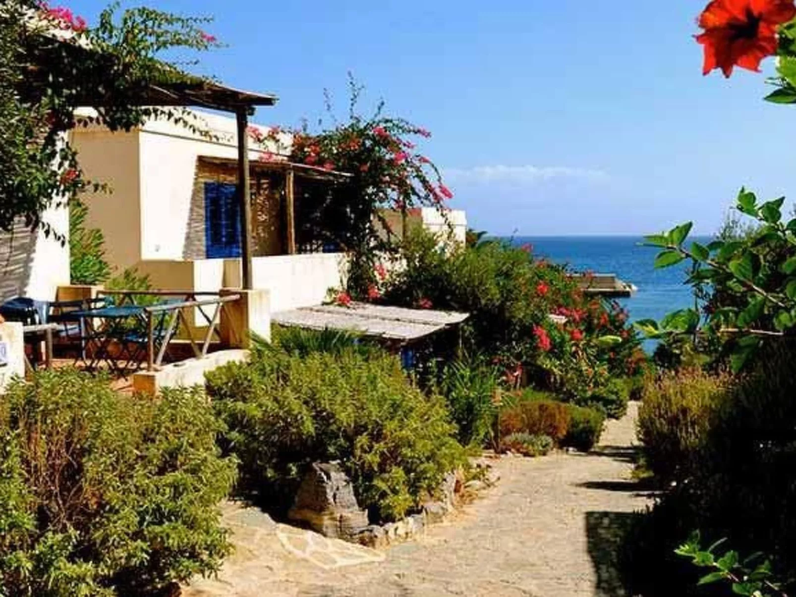 Wohnung in Marettimo mit Terrasse, gemeinsamem Pool und Garten-Buiten