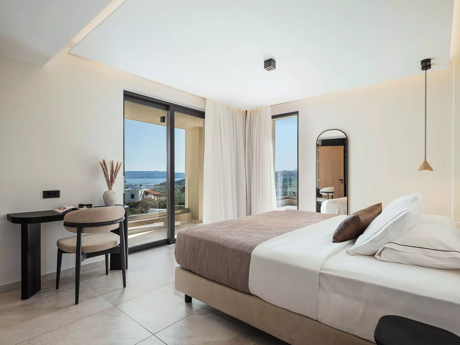 Rastoni Villa I 'Free' beheizter Pool, Panoramablick-Binnen