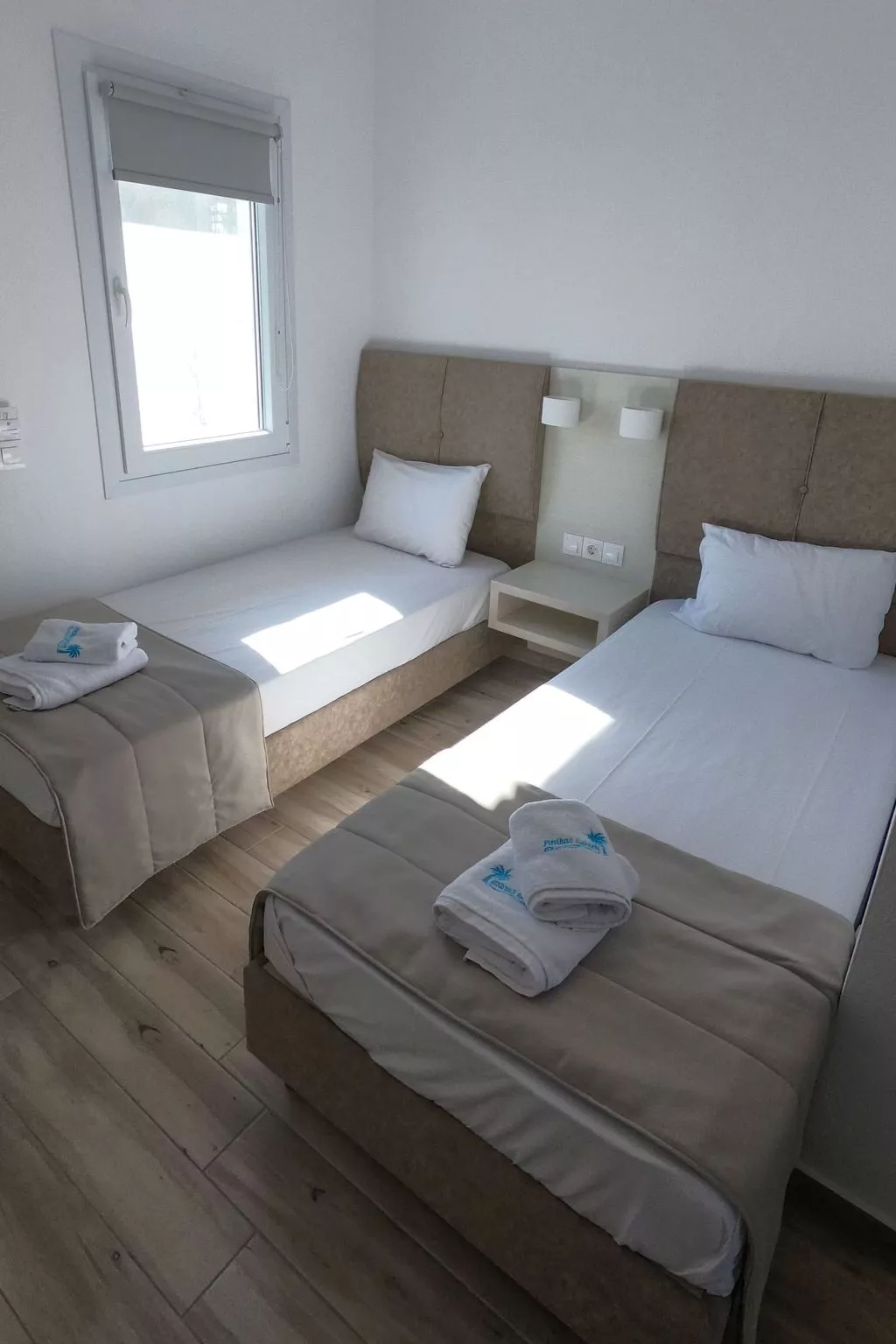 Finikas Garden Nikit-Binnen