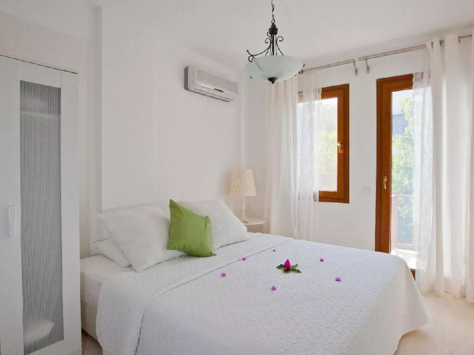 Mit Blick auf das Wasser-Image-tags.info