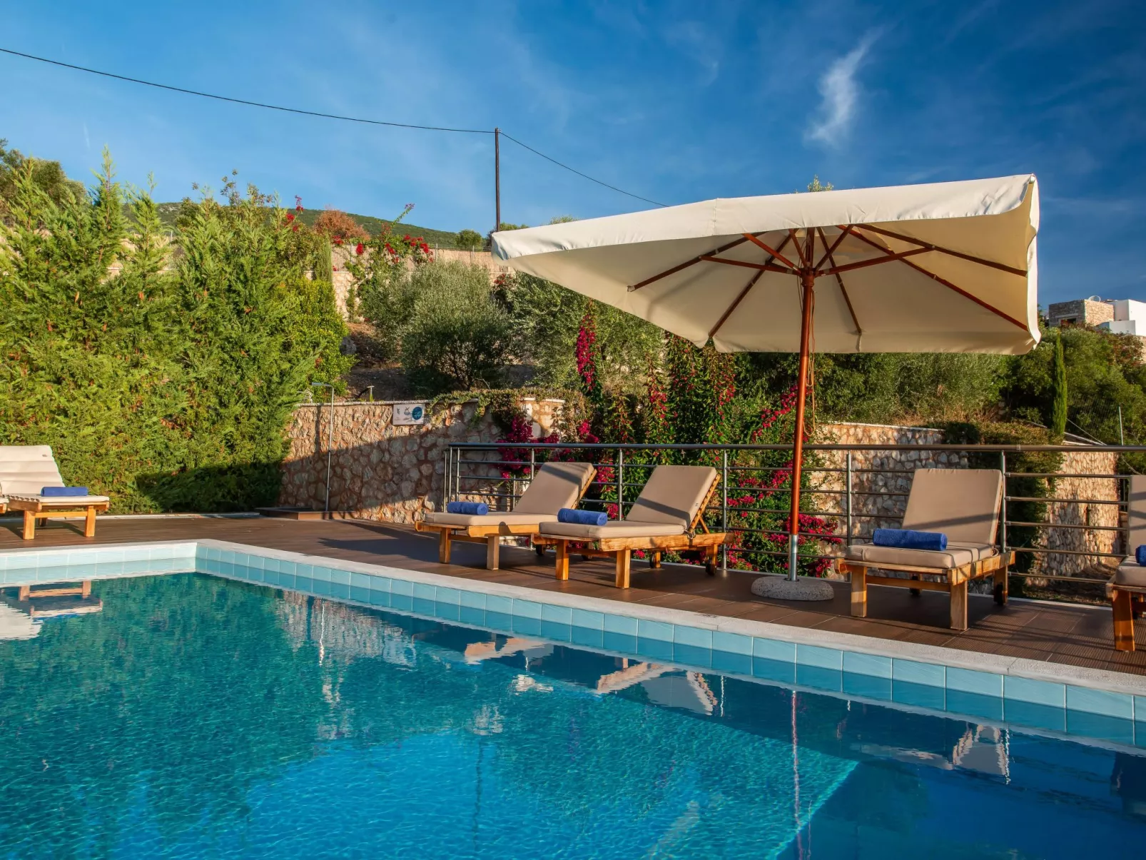 Marine Villa mit privatem Zugang zum Meer - Iris Villas-Buiten