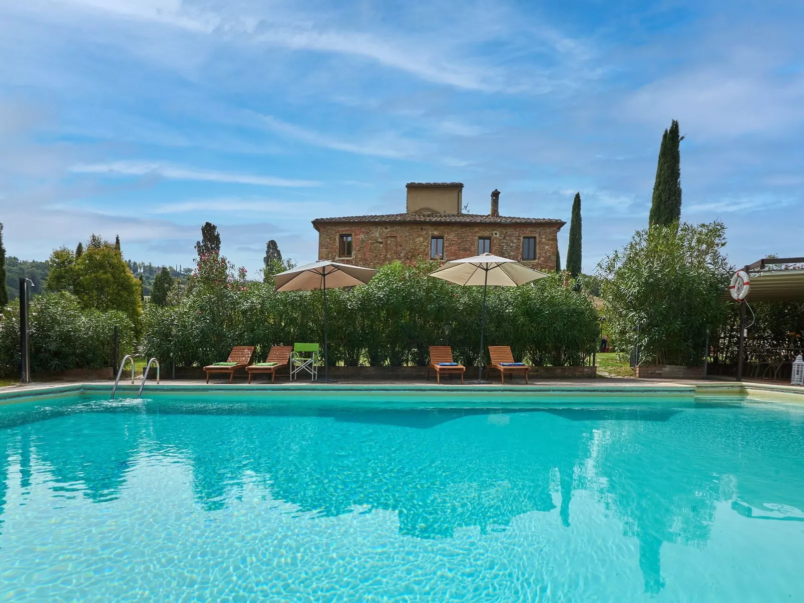 'Verbena' mit Pool-Buiten