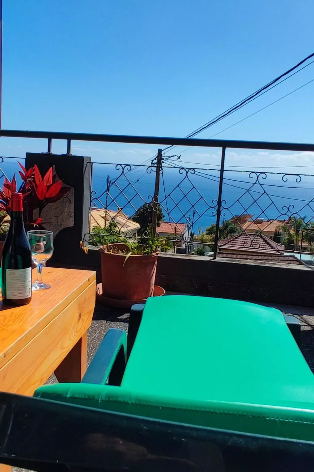 Die lustige und entspannende Wohnung mit Terrasse und Aussicht-Image-tags.info