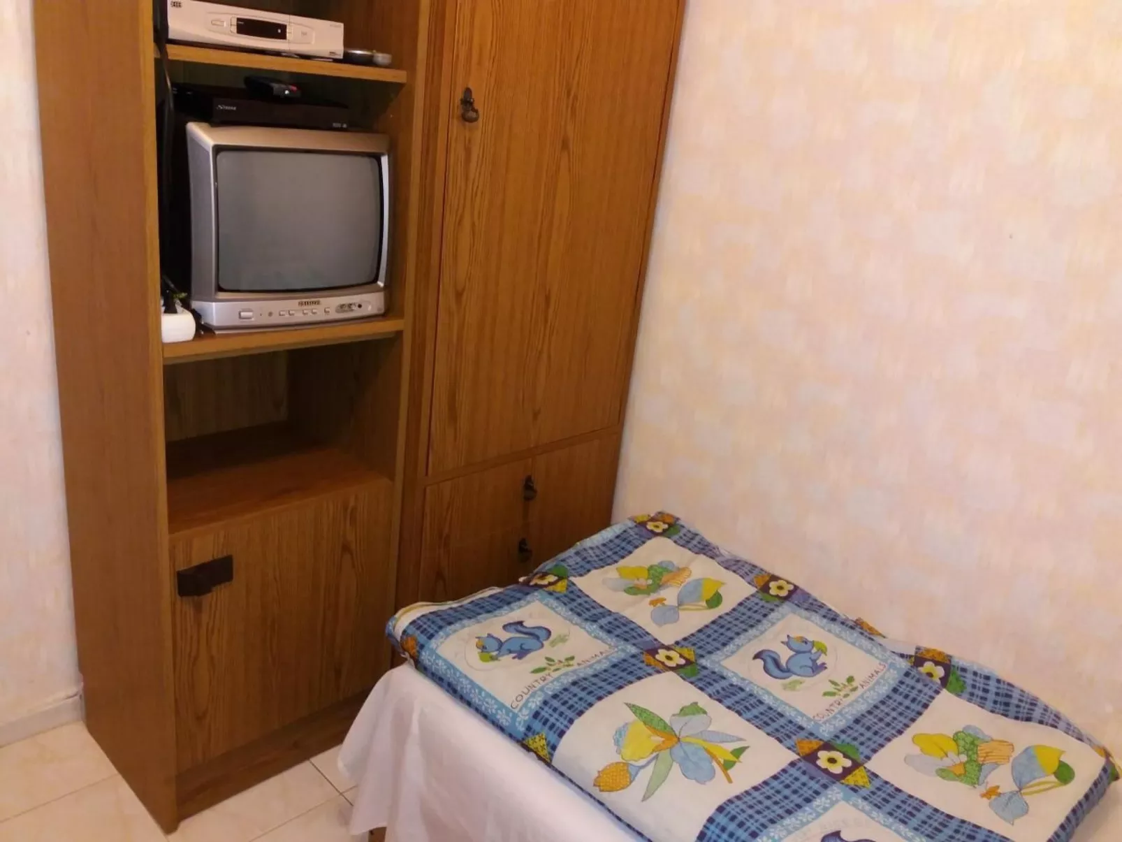 Appartement mit Terrasse-Image-tags.info