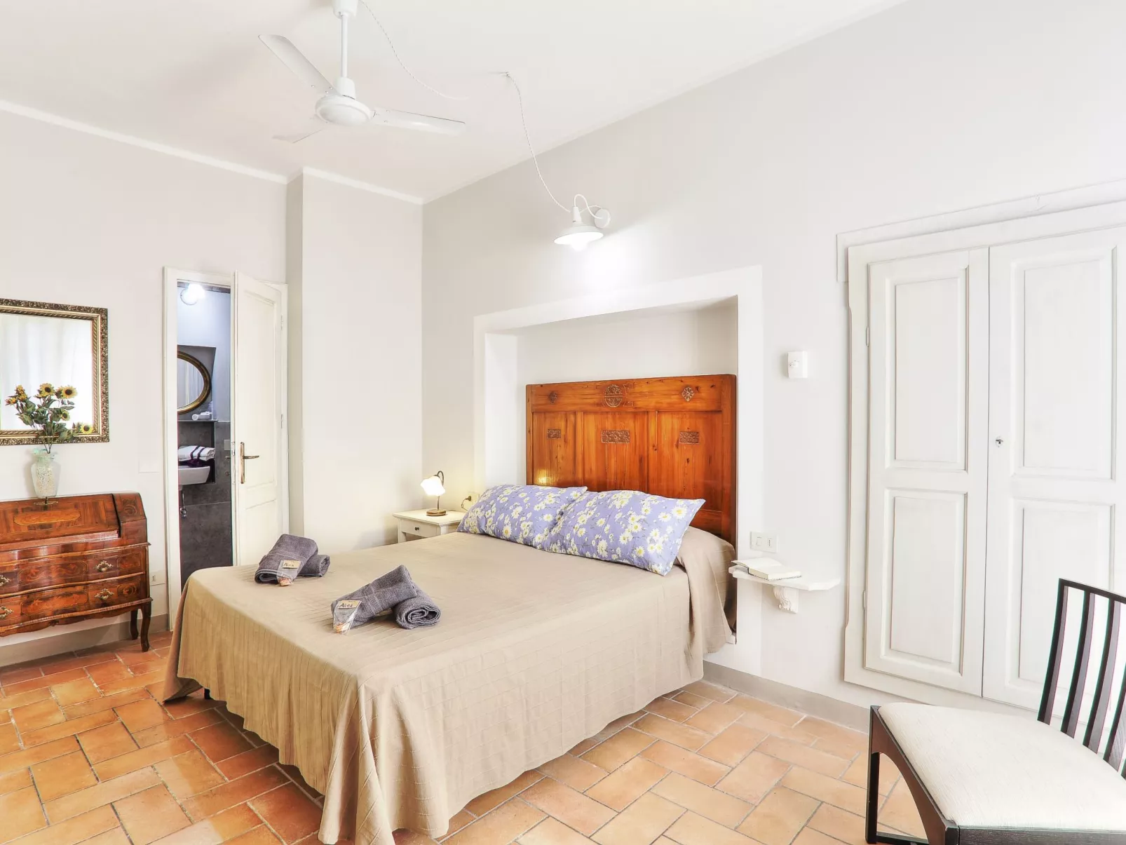 'Historic Palace' mit Terrasse-Image-tags.info