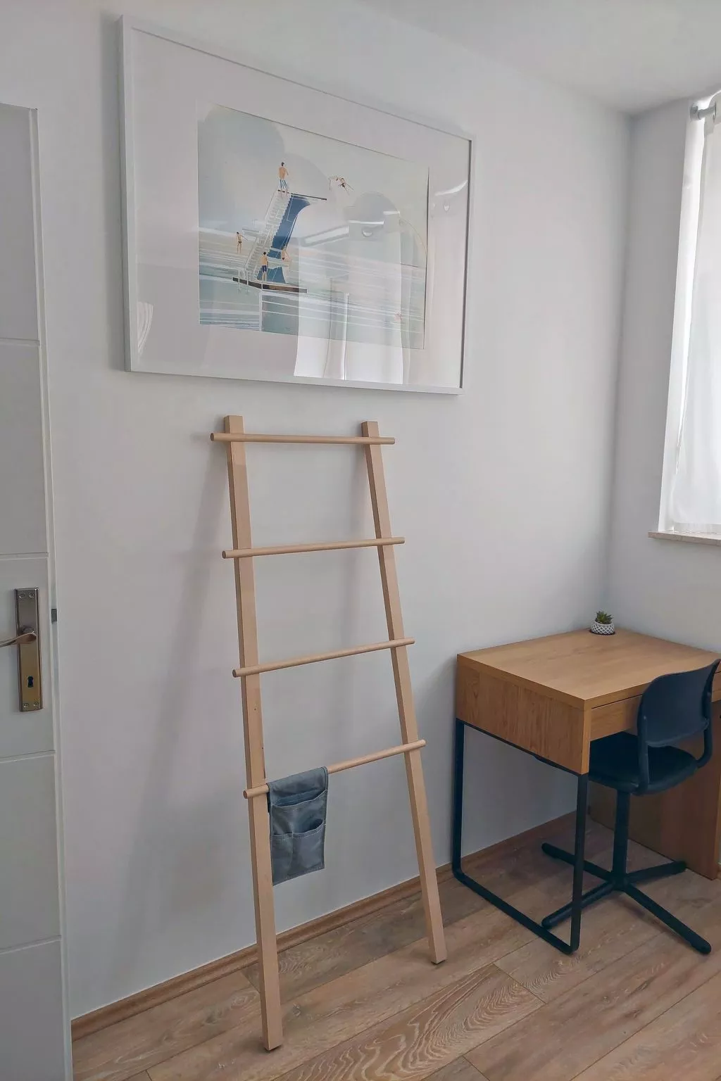 Sonniger Rückzugsort mit Privatparkplatz-Binnen