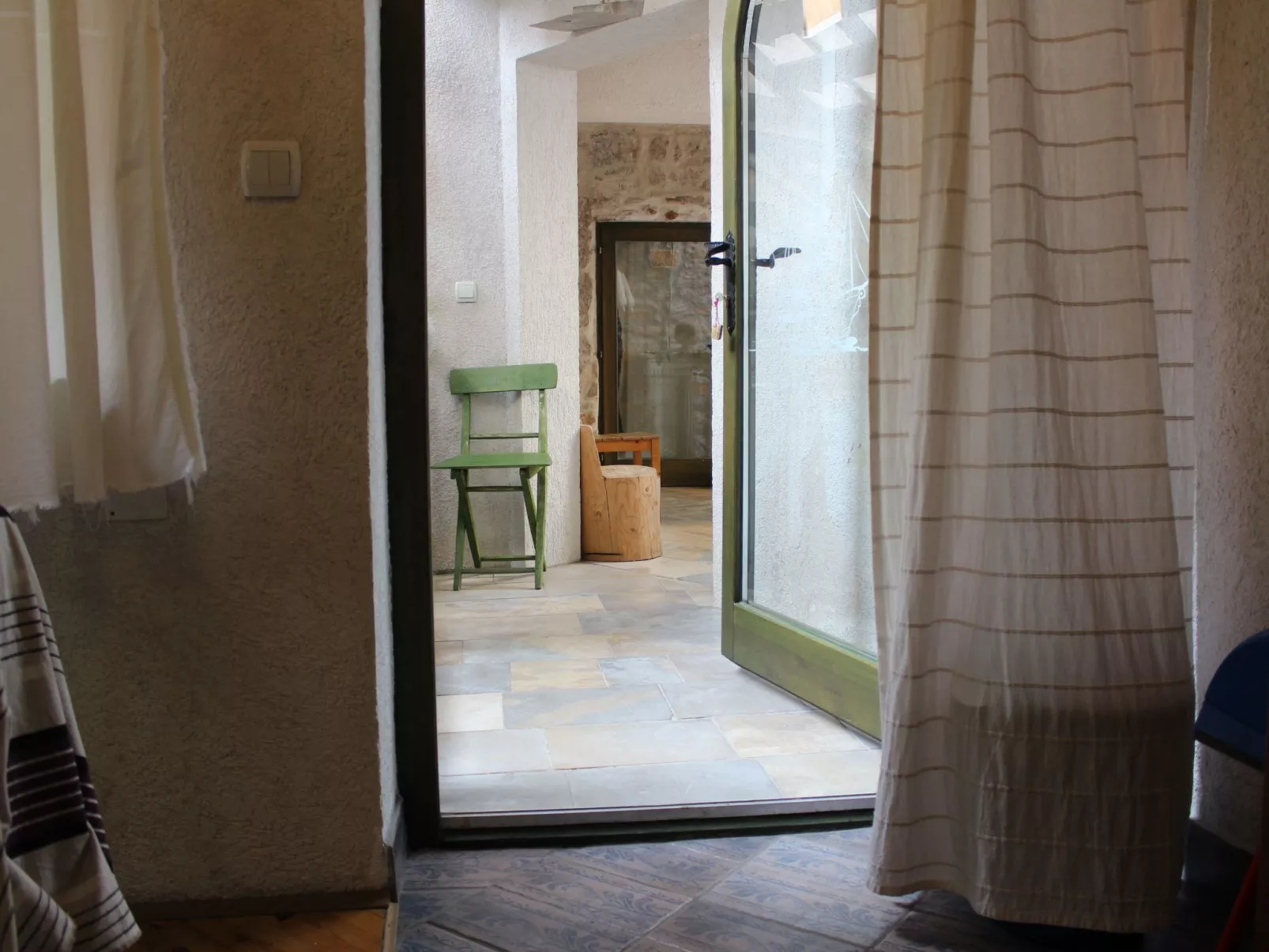 Lieber Himell 1-Binnen